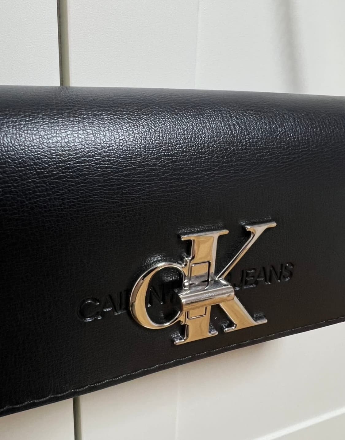 캘빈클라인 모노그램 체인백 상품이미지4