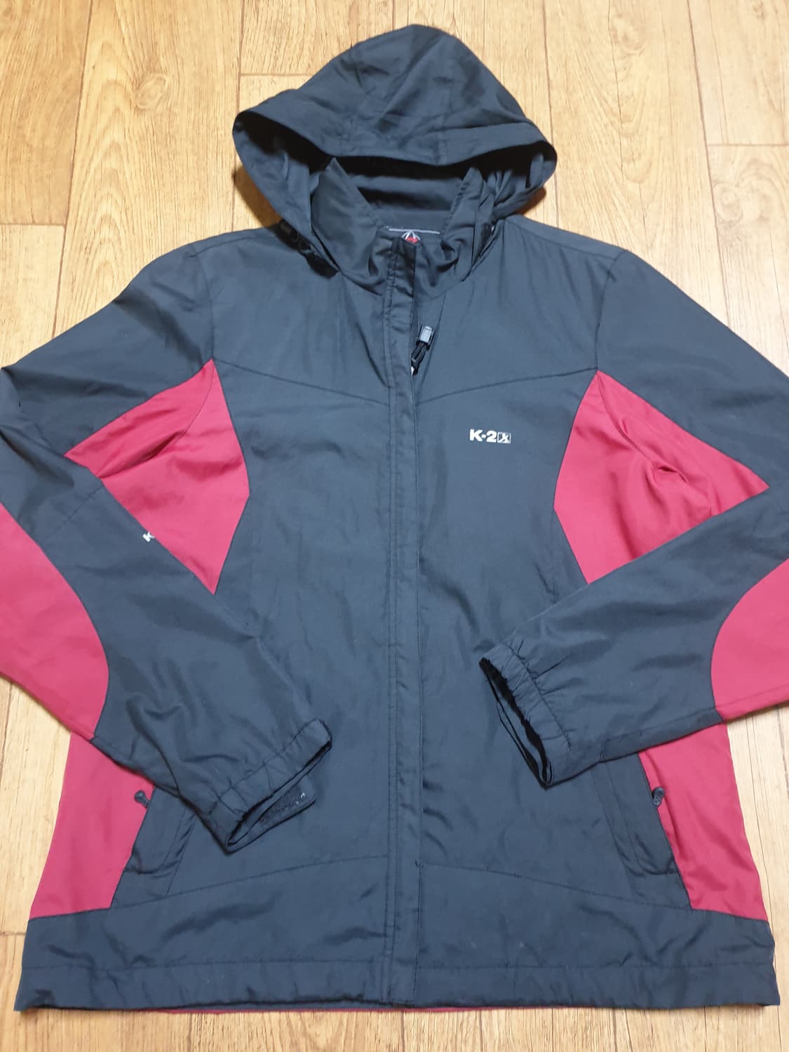 1134 k2 아웃도어 바람막이 95 사이즈입니다 상품이미지2
