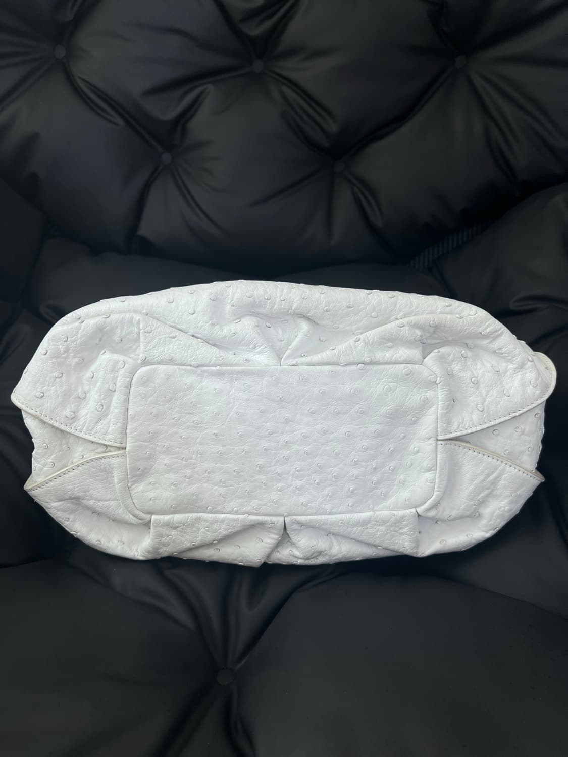 셀린느 타조 엠보 호보백 상품이미지8