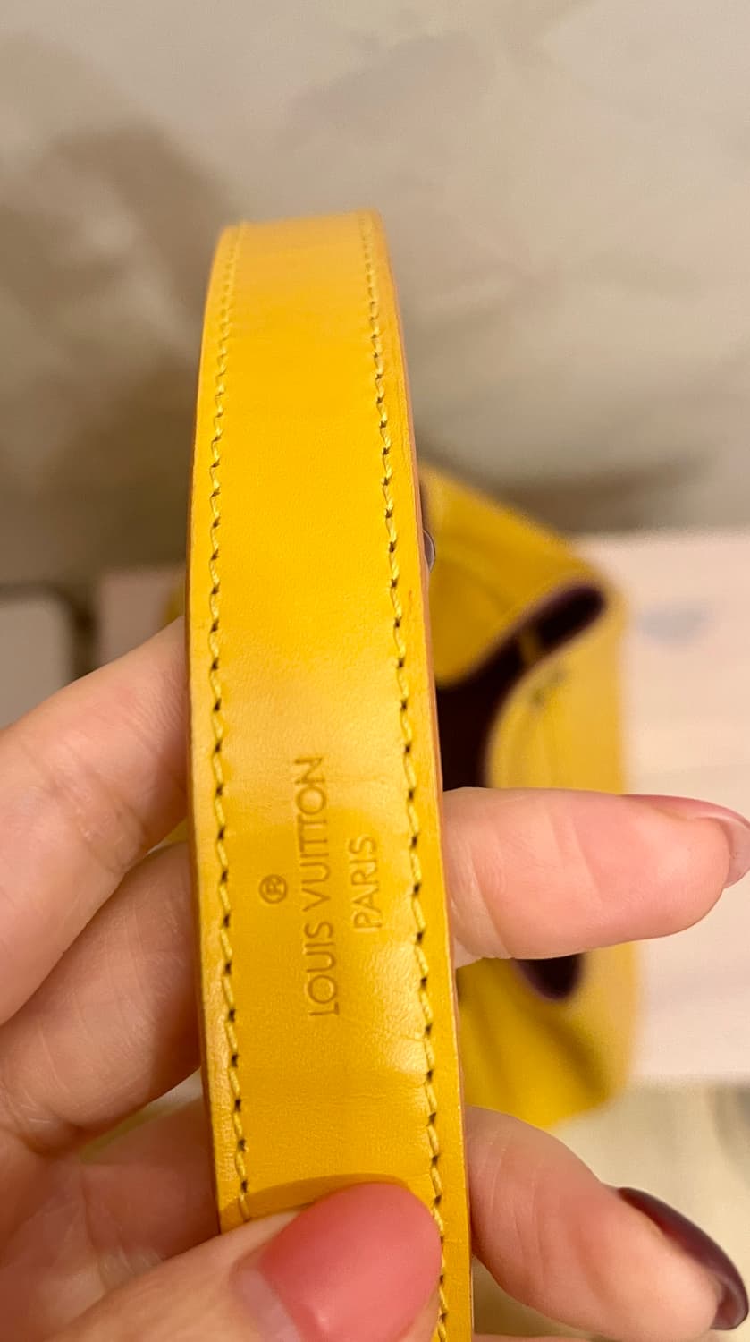 루이비통 Louis Vuitton쁘띠 노에 빈티지 (에피 옐로우) 상품이미지3