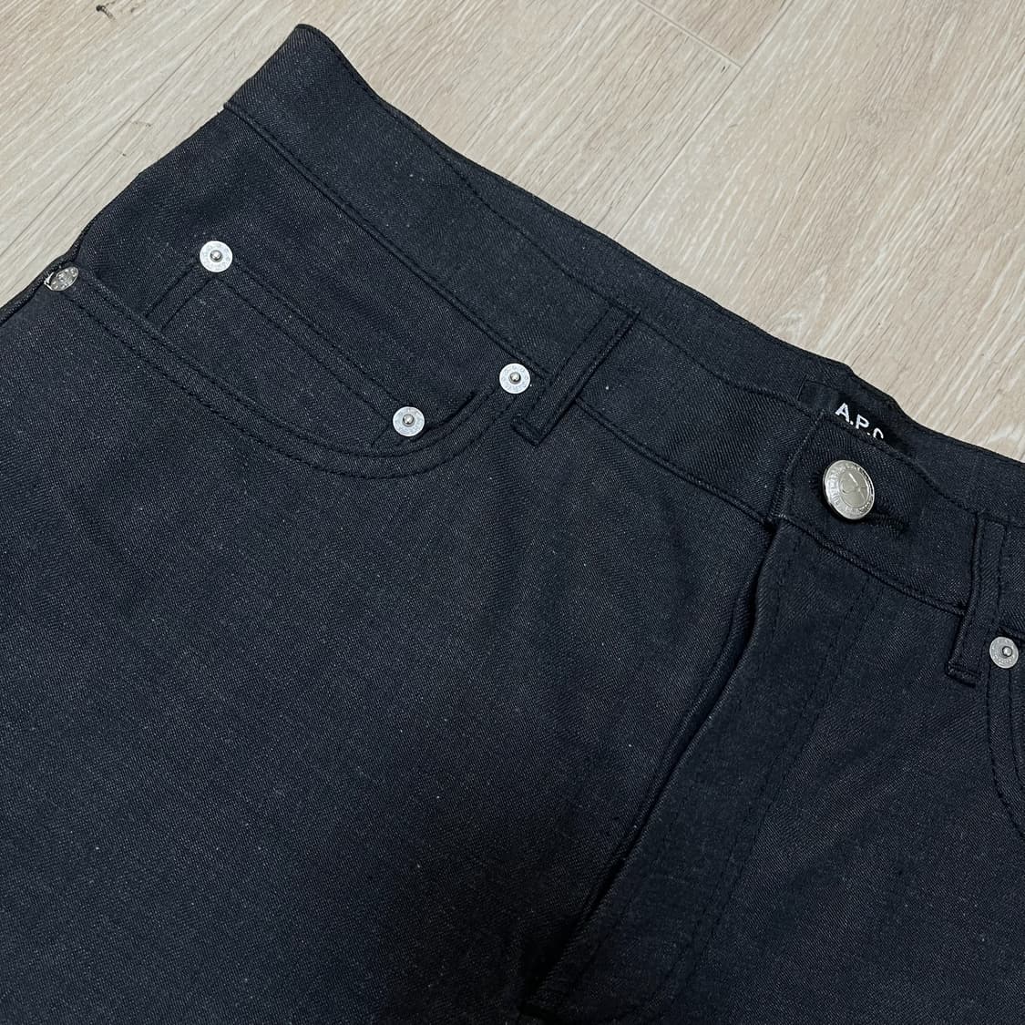 A.P.C 아페쎄 뉴스탠다드 스트레이트 데님 블랙진 32  상품이미지4