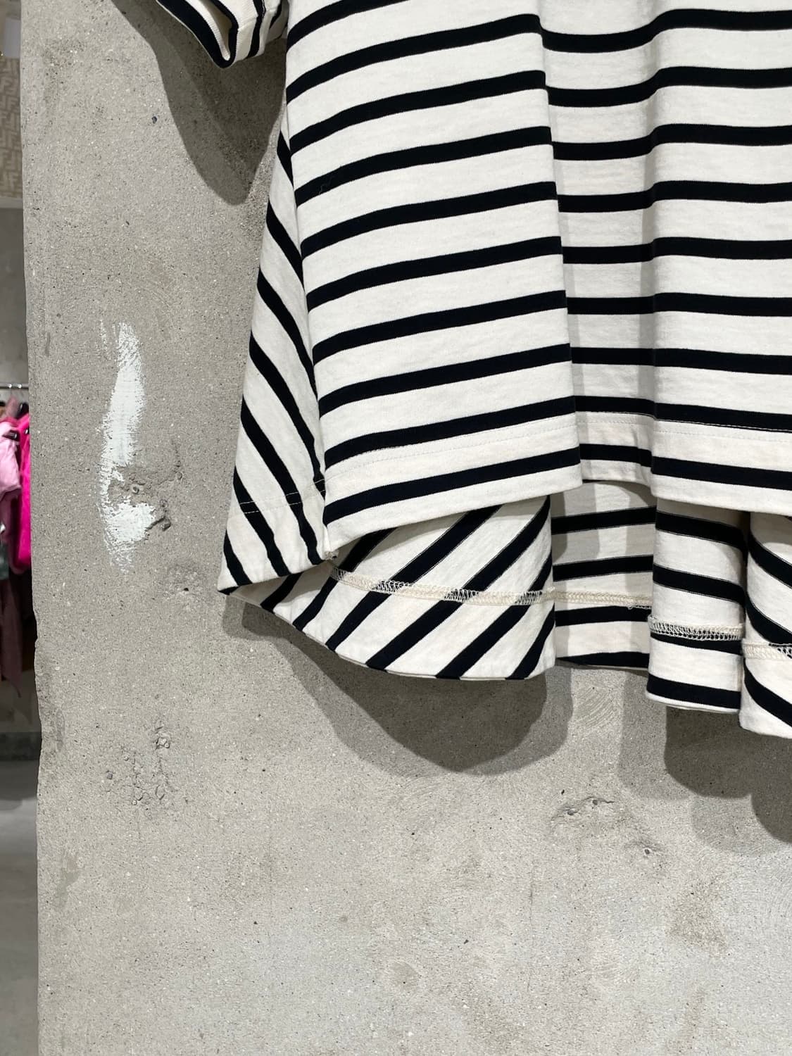 레이 빔즈 아이보리 스트라이프 A라인 보더 하프티 상품이미지4