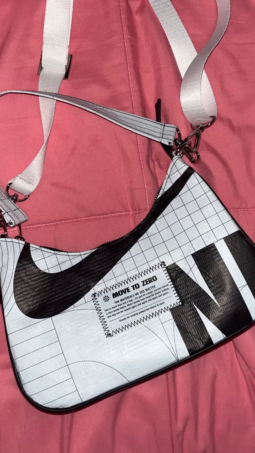 나이키 리유저블 커스텀 호보백 상품이미지1