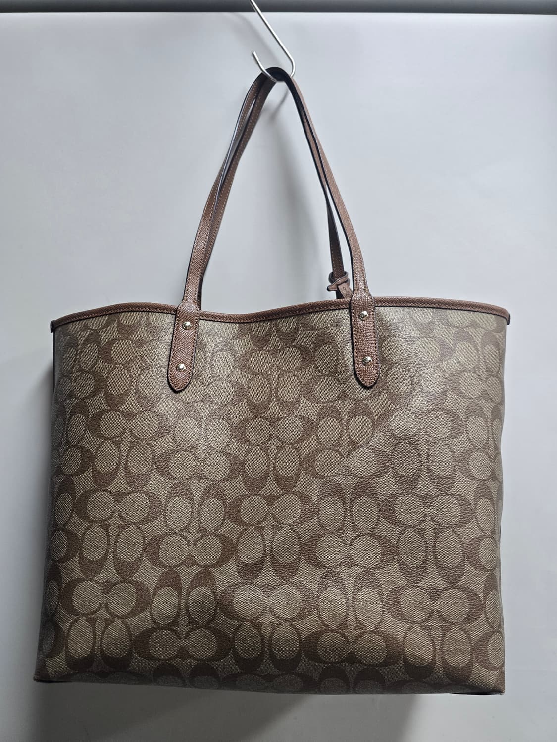 코치 양면 숄더백 상품이미지5