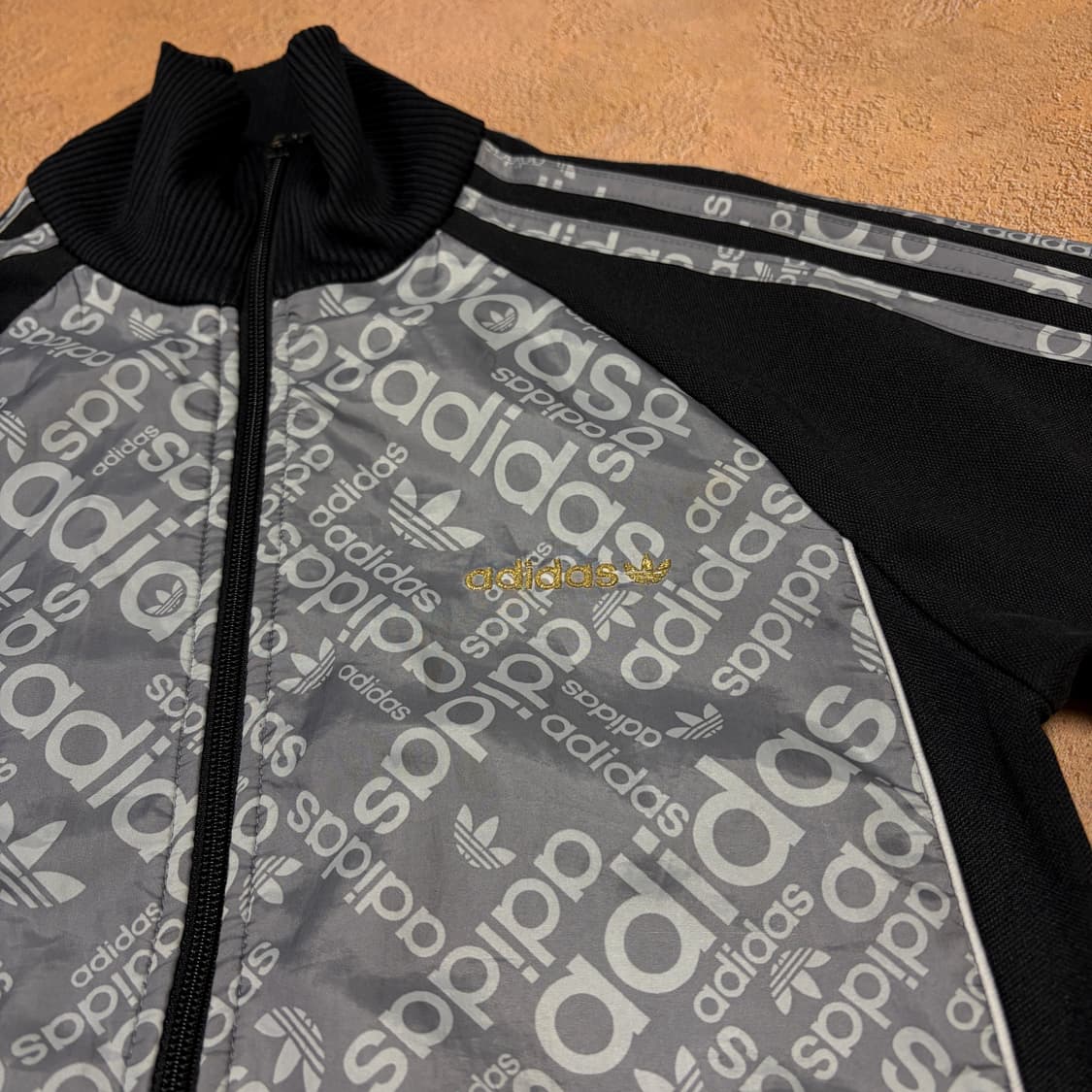 아디다스 로고 패턴 트랙탑 져지 상품이미지2