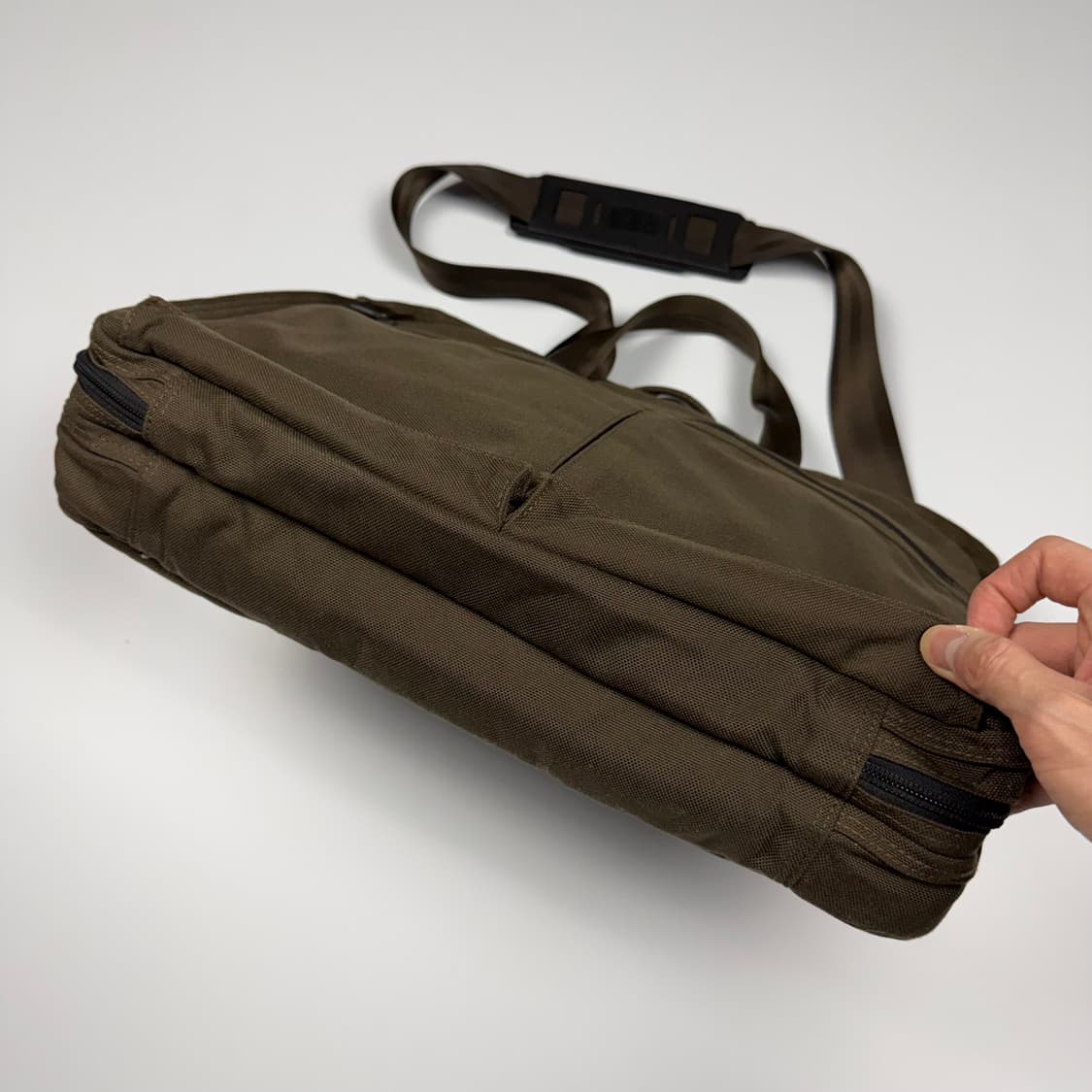 요시다포터 2way 코듀라 브리프케이스 다크올리브 상품이미지5