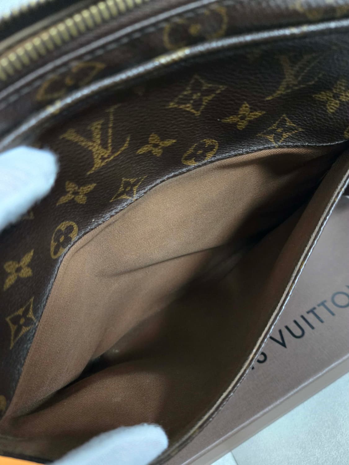 [보증서 정품] 루이비통 모노그램 메신저백 상품이미지5