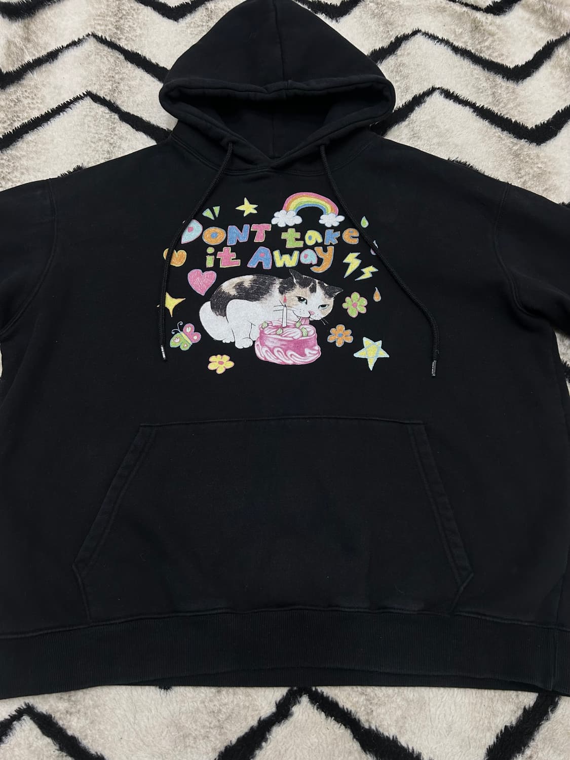 [L]꼼파뇨 Cake Cat 오버핏 후드/블랙/기모 상품이미지4