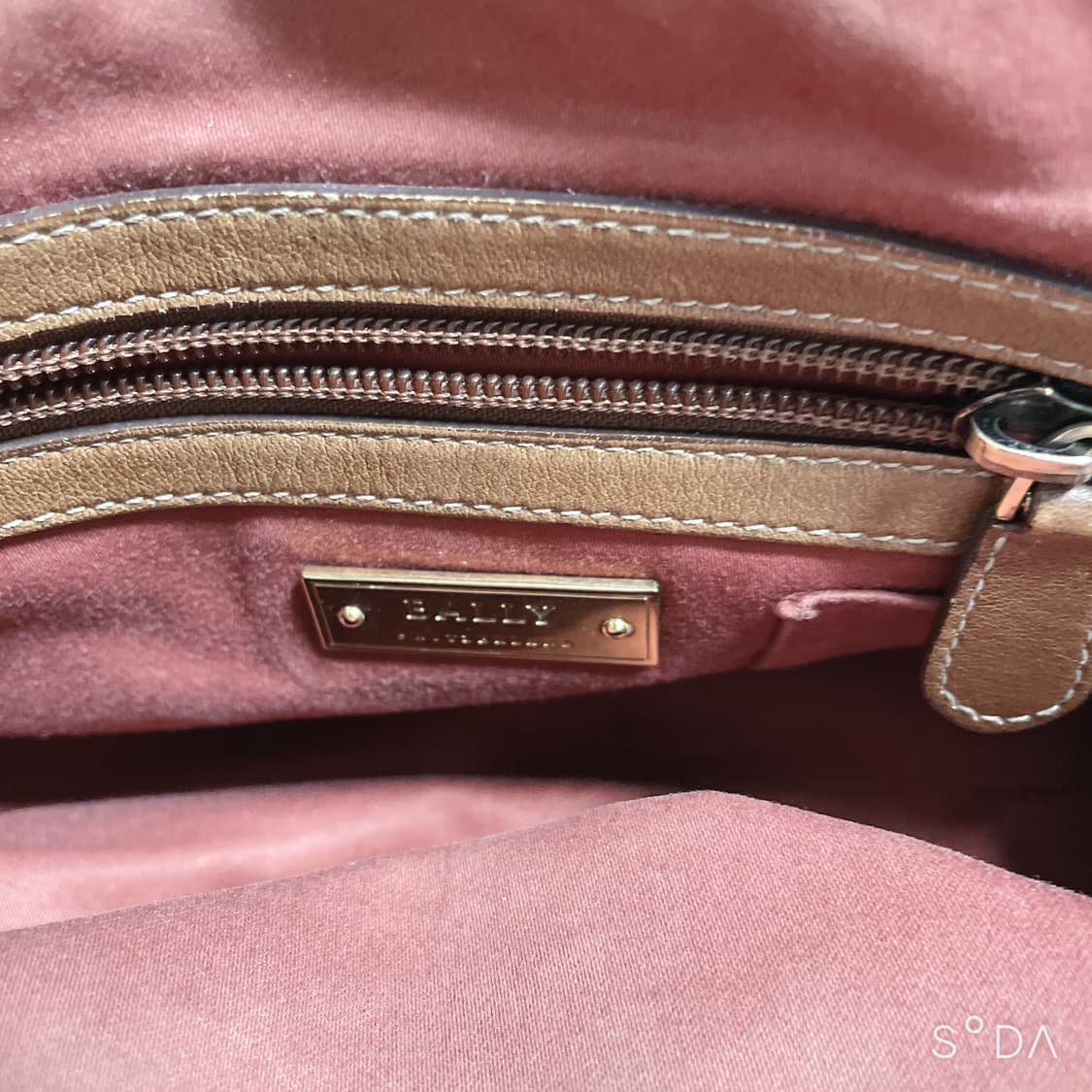 발리 가죽 토트백 브라운 상품이미지10