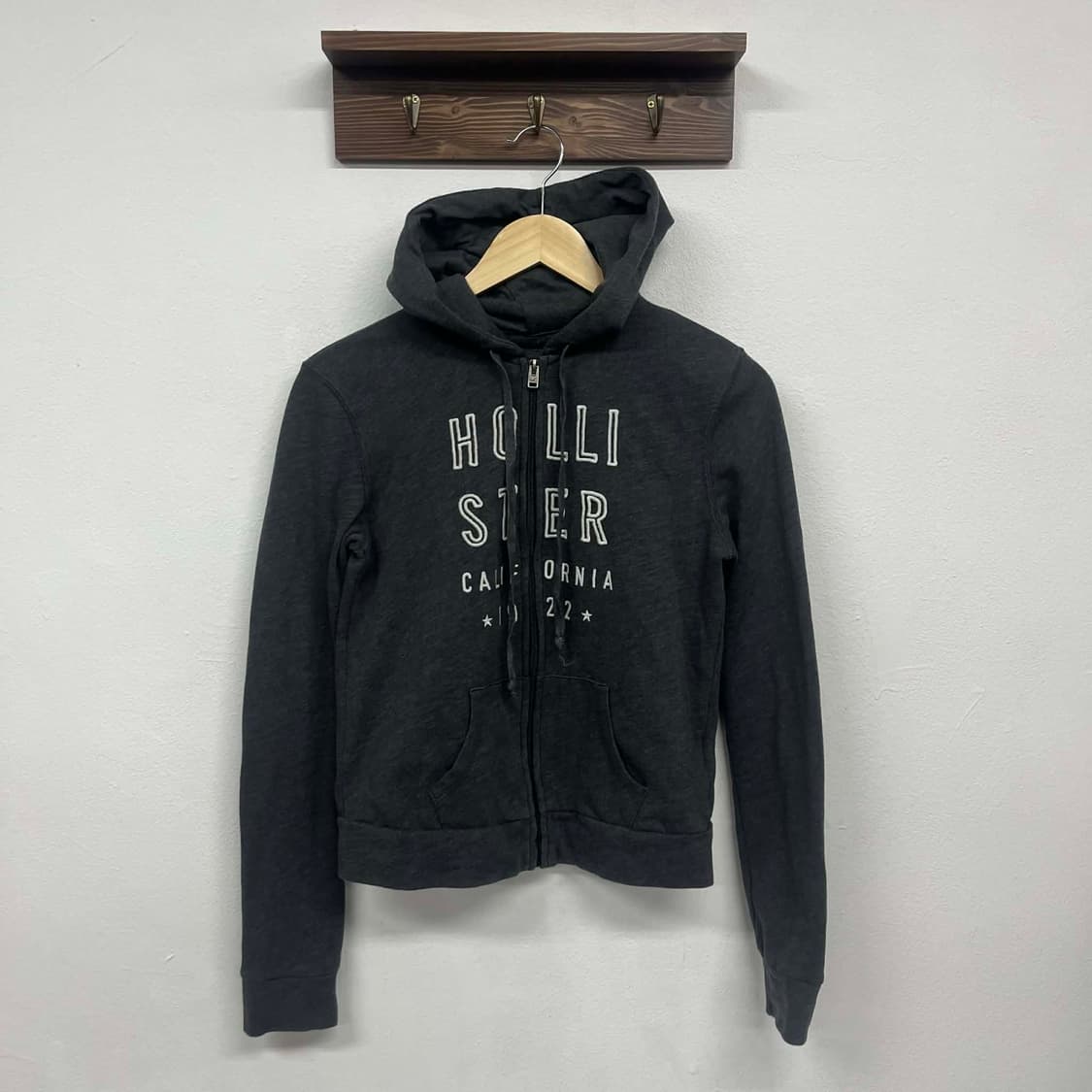 홀리스터 y2k 여리핏 그레이 대대장 후드집업 희귀져지(XS) 상품이미지4