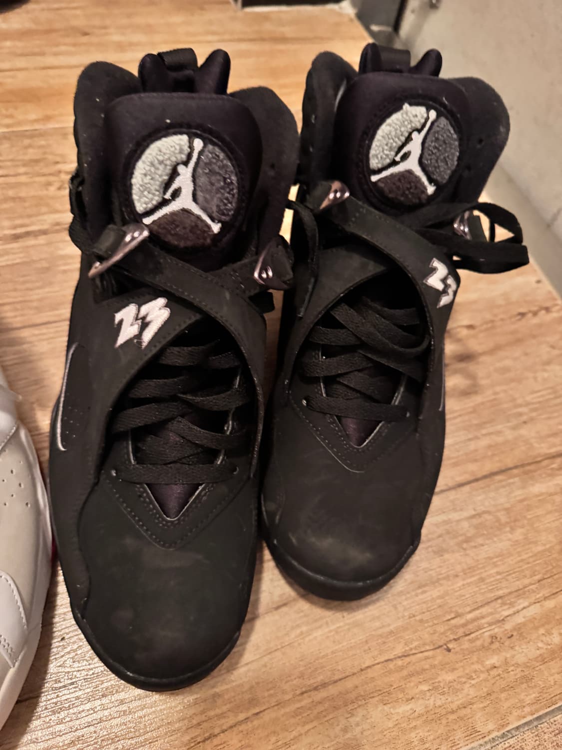 나이키 에어조던 8 레트로 크롬 상품이미지2