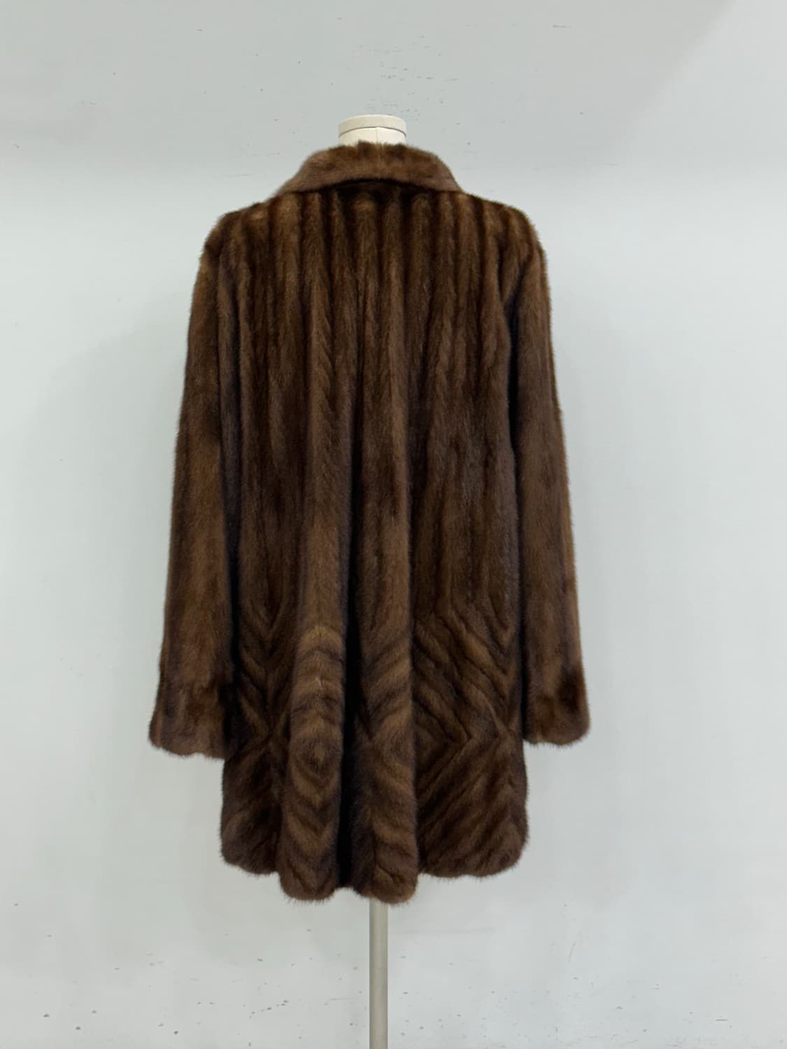 진도 모피 사가밍크 코트 상품이미지6