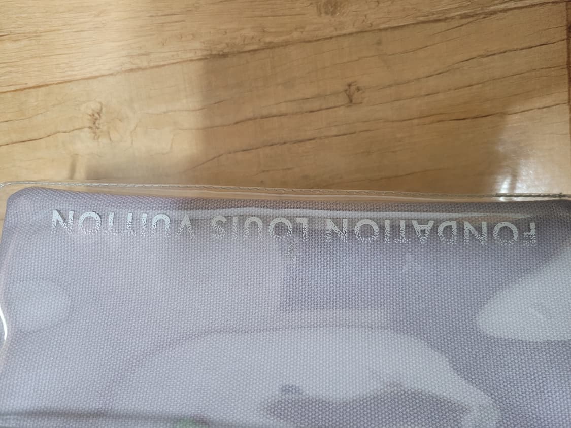 루이비통 파운데이션 클러치 상품이미지3