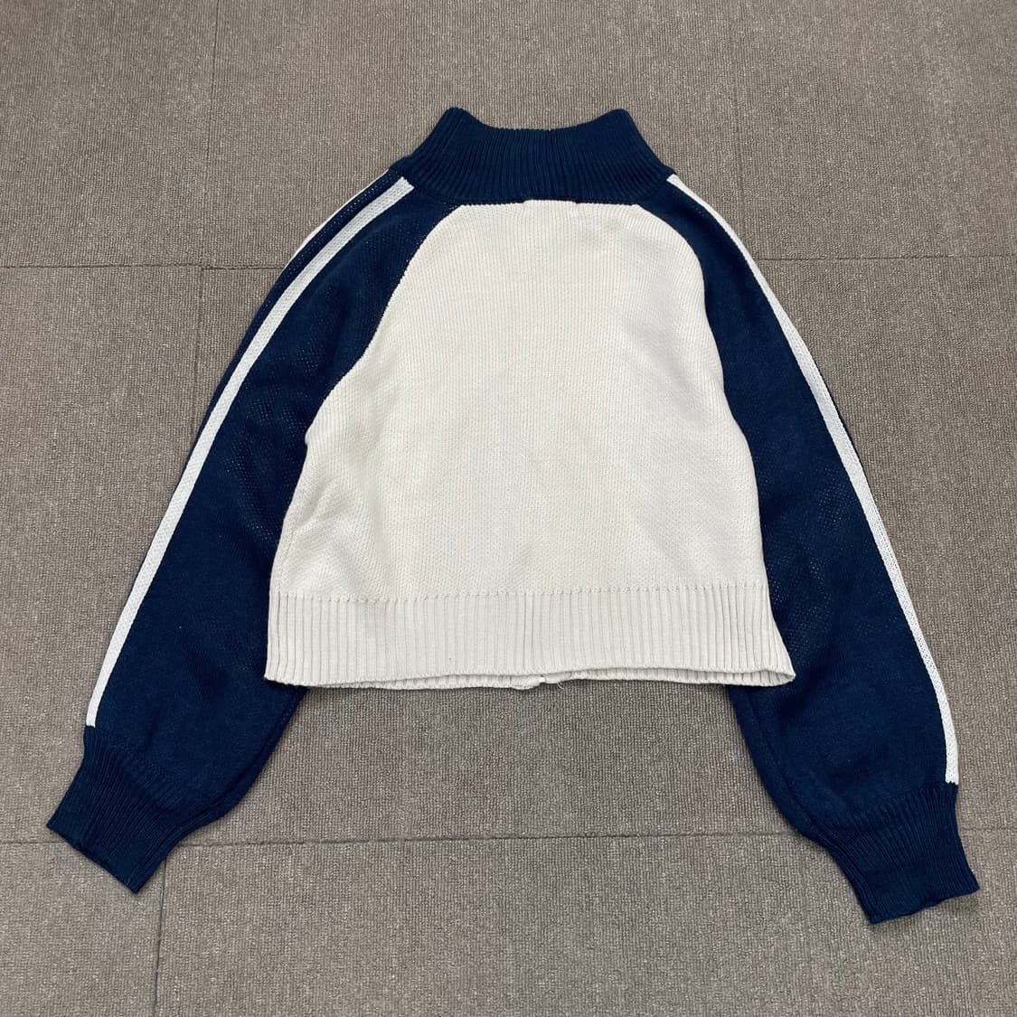 VEHEMENT japan 우먼스 크롭 니트 집업  상품이미지6