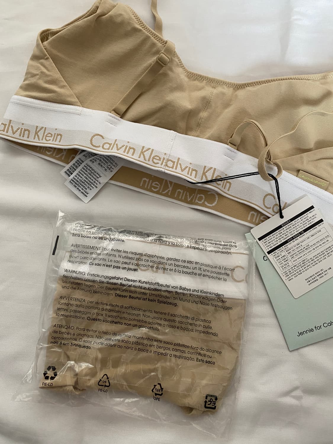 캘빈클라인 언더웨어 제니콜라보 상품이미지3