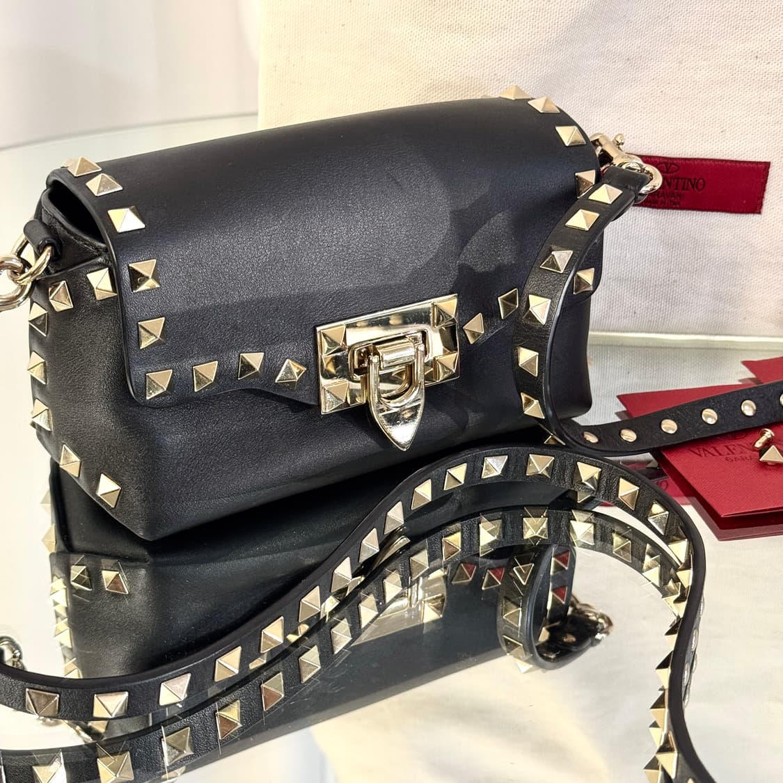 [풀구성] 발렌티노 락스터드 미니 크로스백 상품이미지2