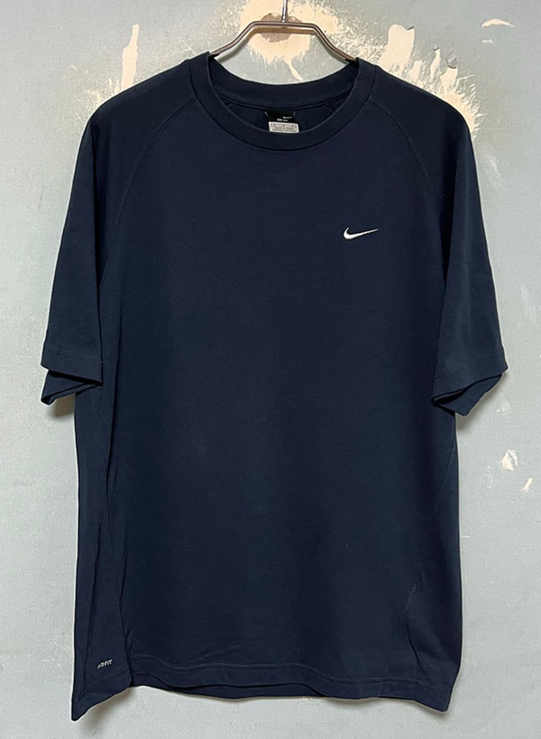 NIKE 나이키 00s 드라이핏 남자 레글런 기능성 반팔티셔츠 M 95 상품이미지1