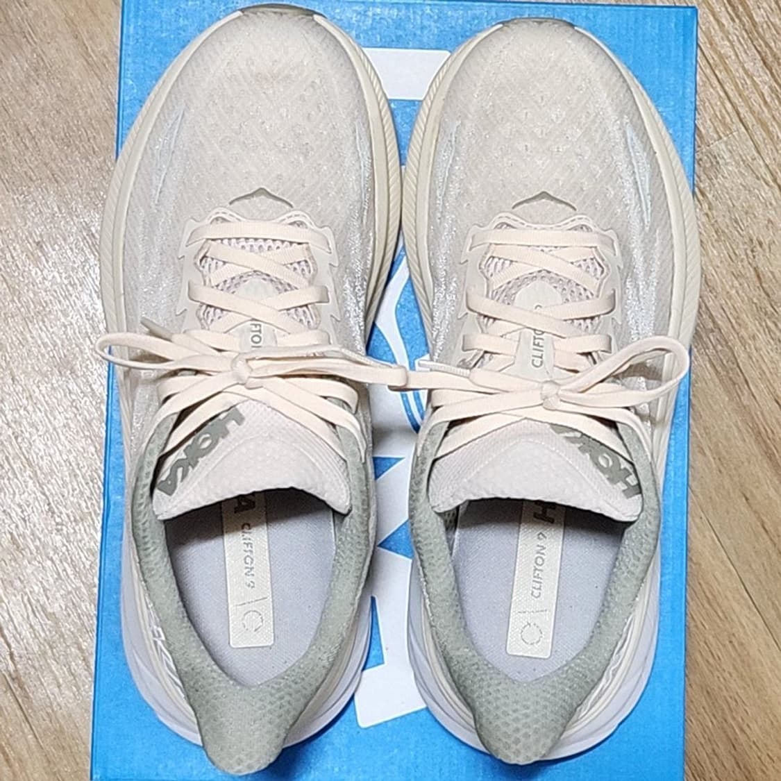 호카 270 클리프톤9 와이드 오트밀크 발리 상품이미지4