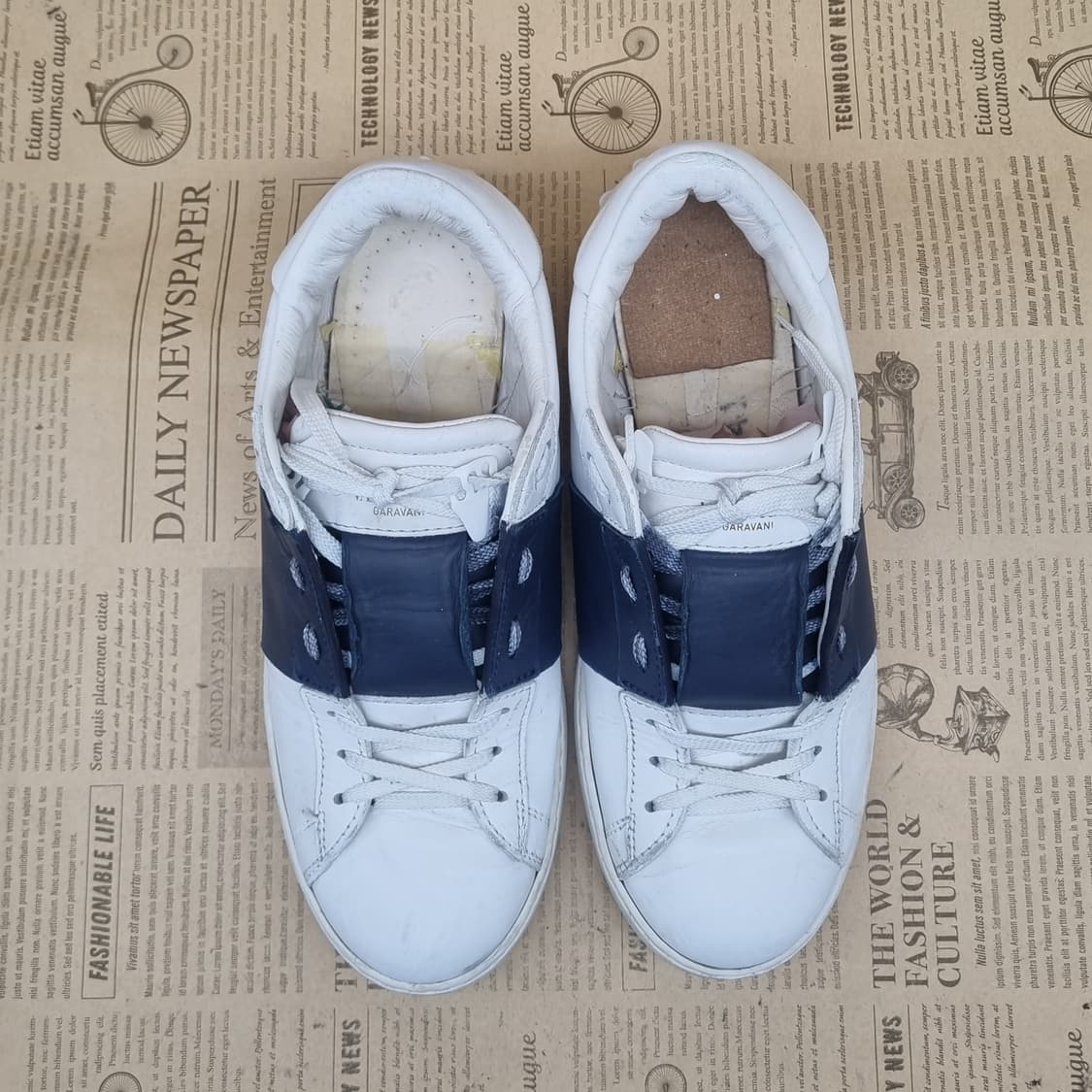 정품 발렌티노 히든 남성스니커즈41.5 260 상품이미지2