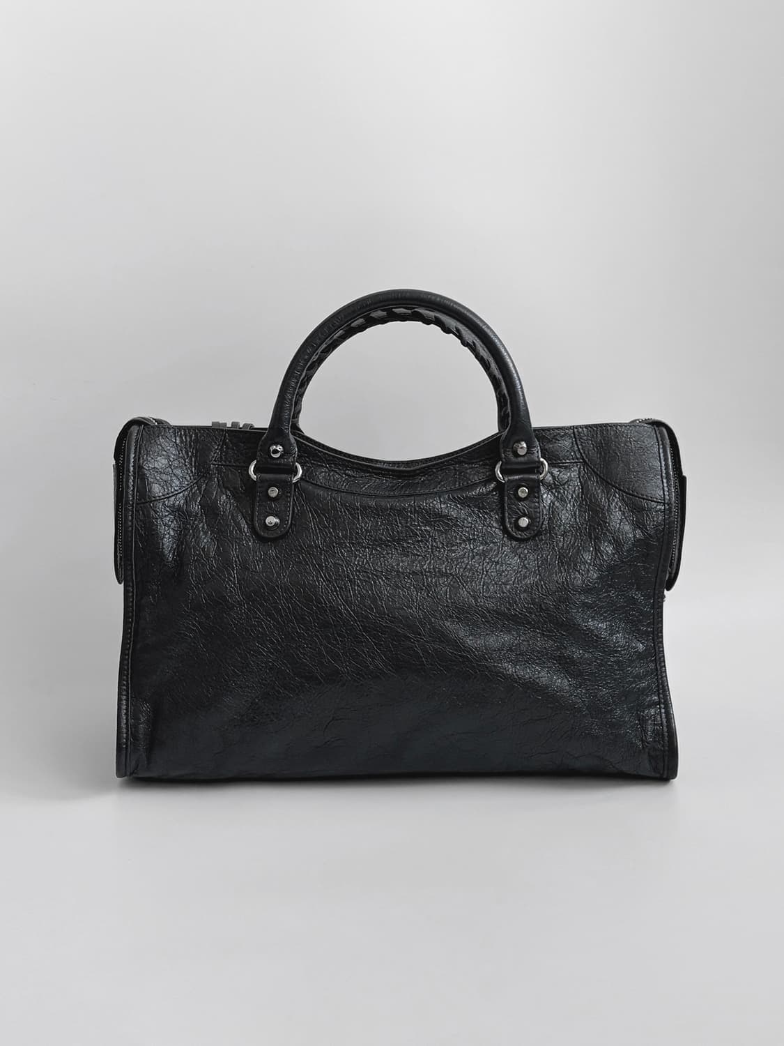 발렌시아가 클래식 시티백 미듐 판매합니다. 상품이미지4