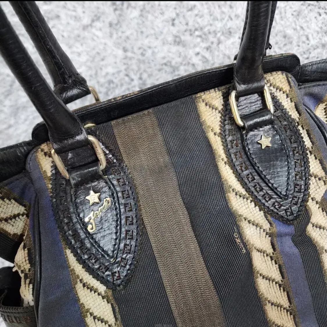 펜디 토트백 상품이미지5