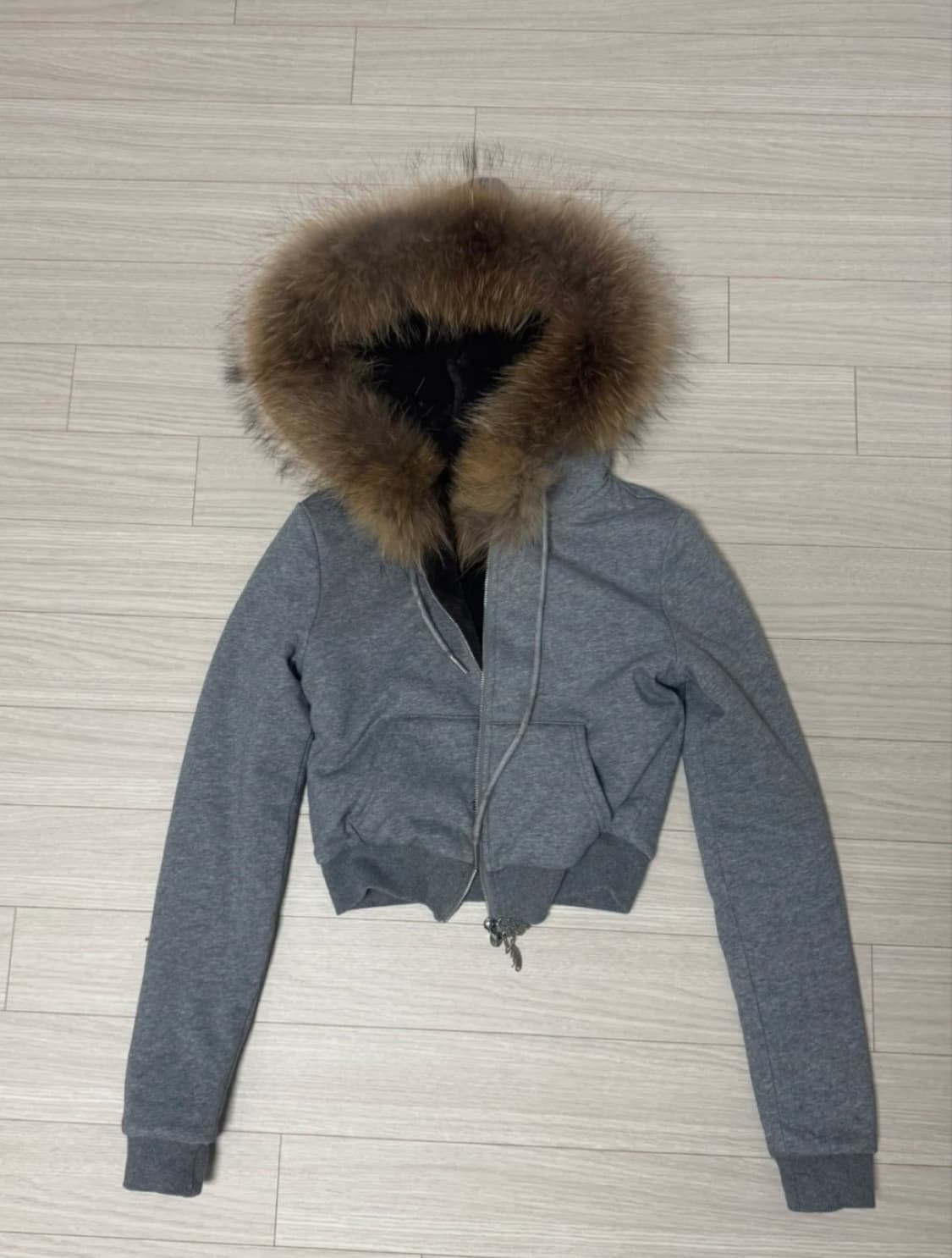 페일제이드 울프죠 차콜 크롭 후드집업 상품이미지6