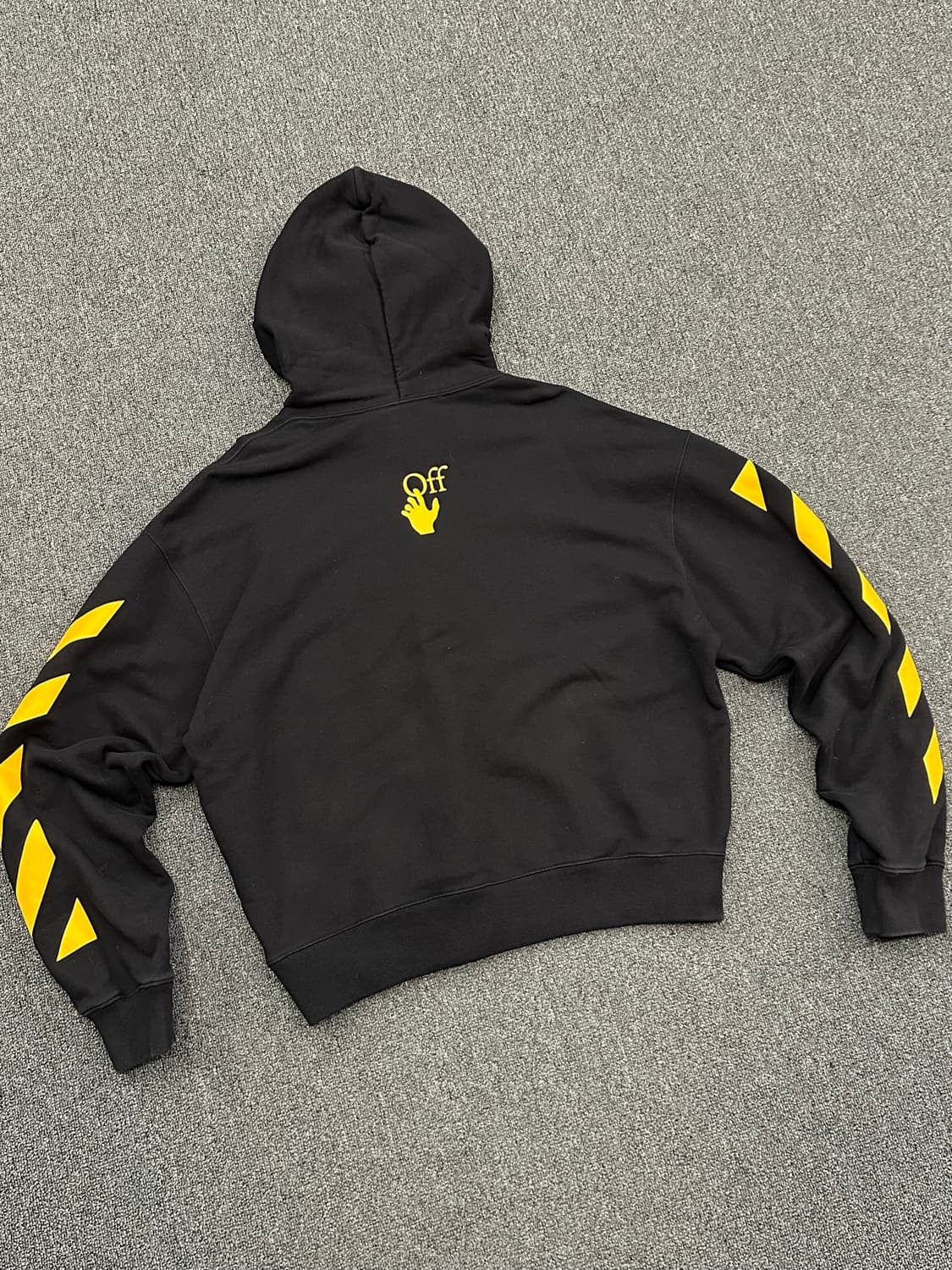 XL)오프화이트 카라바조 블랙 기모 후디 상품이미지2