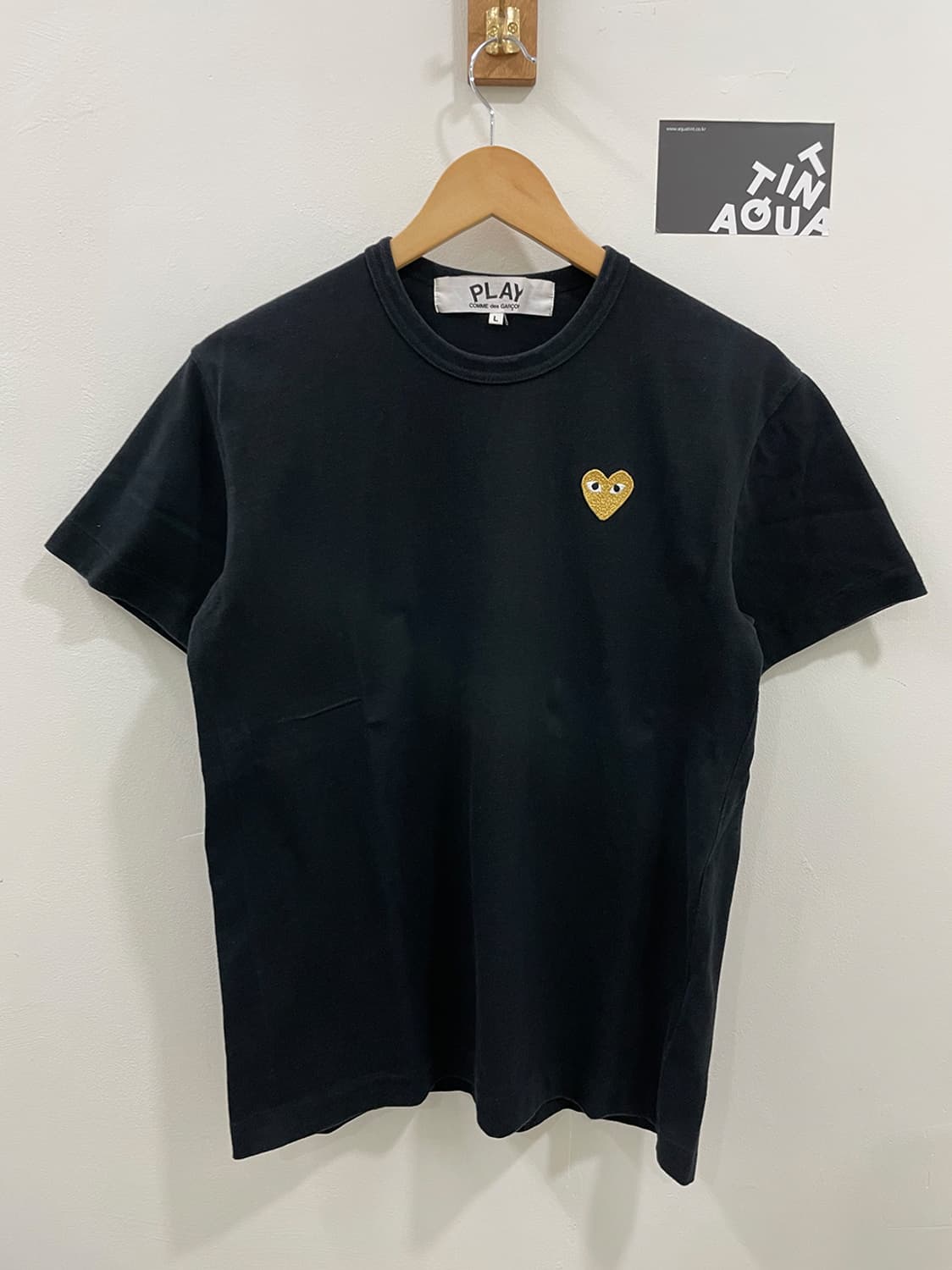  꼼데 하트 로고 반팔티 블 상품이미지6