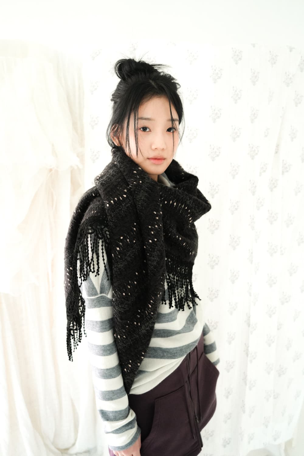 인앤양인하모니 케이프 머플러 블랙 상품이미지1