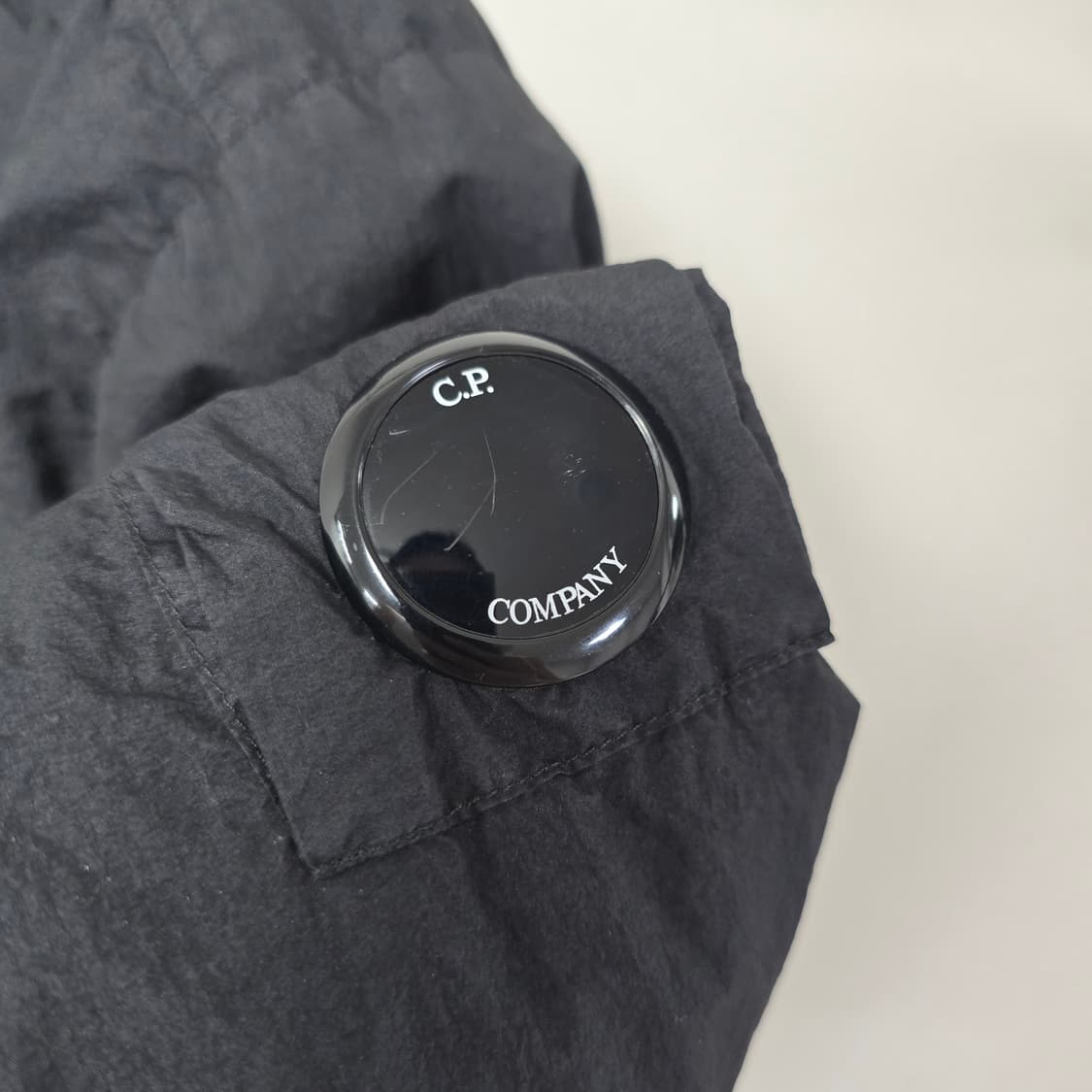 cp컴퍼니 타일론 오버셔츠 자켓 m사이즈 95 판매 상품이미지2
