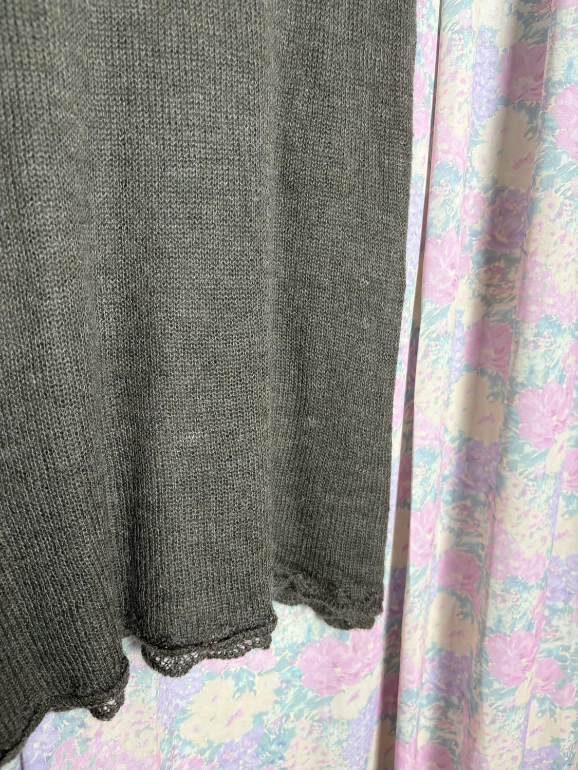 애쉬 브라운 반소매 니트  상품이미지9