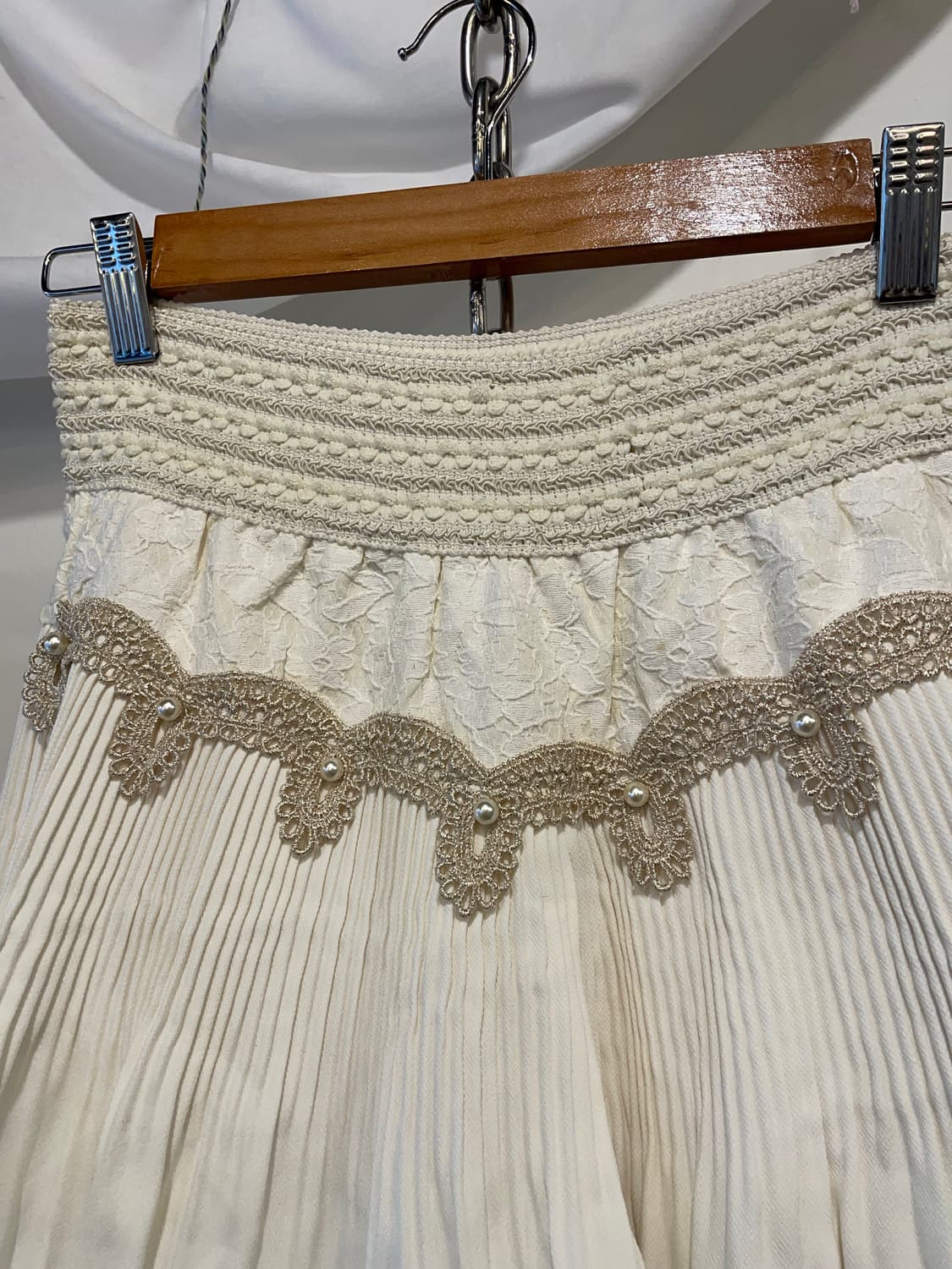 axes femme 엑시즈팜 베이지 뜨개 아이보리 플리츠 팬츠 로맨틱 상품이미지4