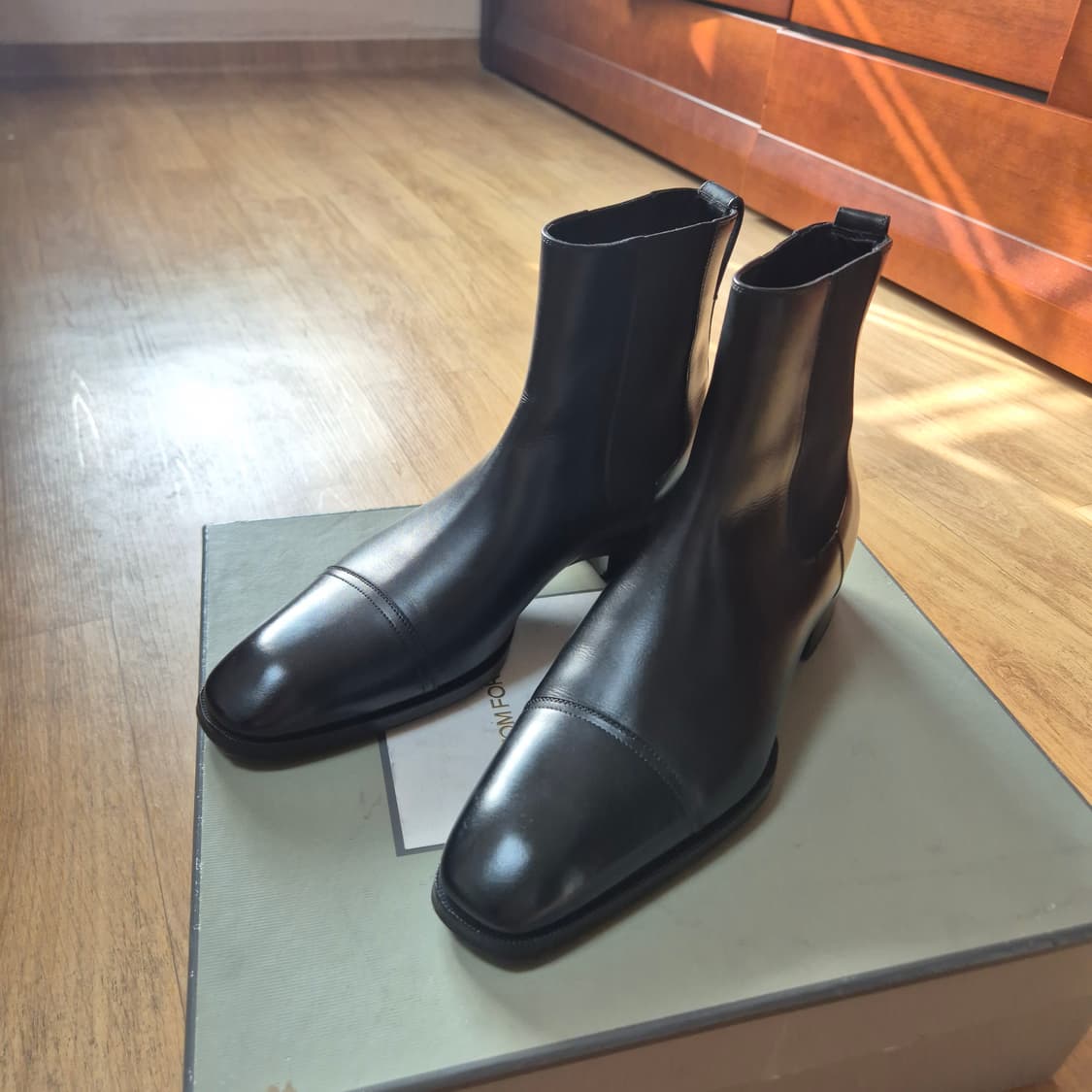 [7.5]260~ 265추천 톰포드 첼시부츠 지아니 가지아노걸링 벨루티 상품이미지3