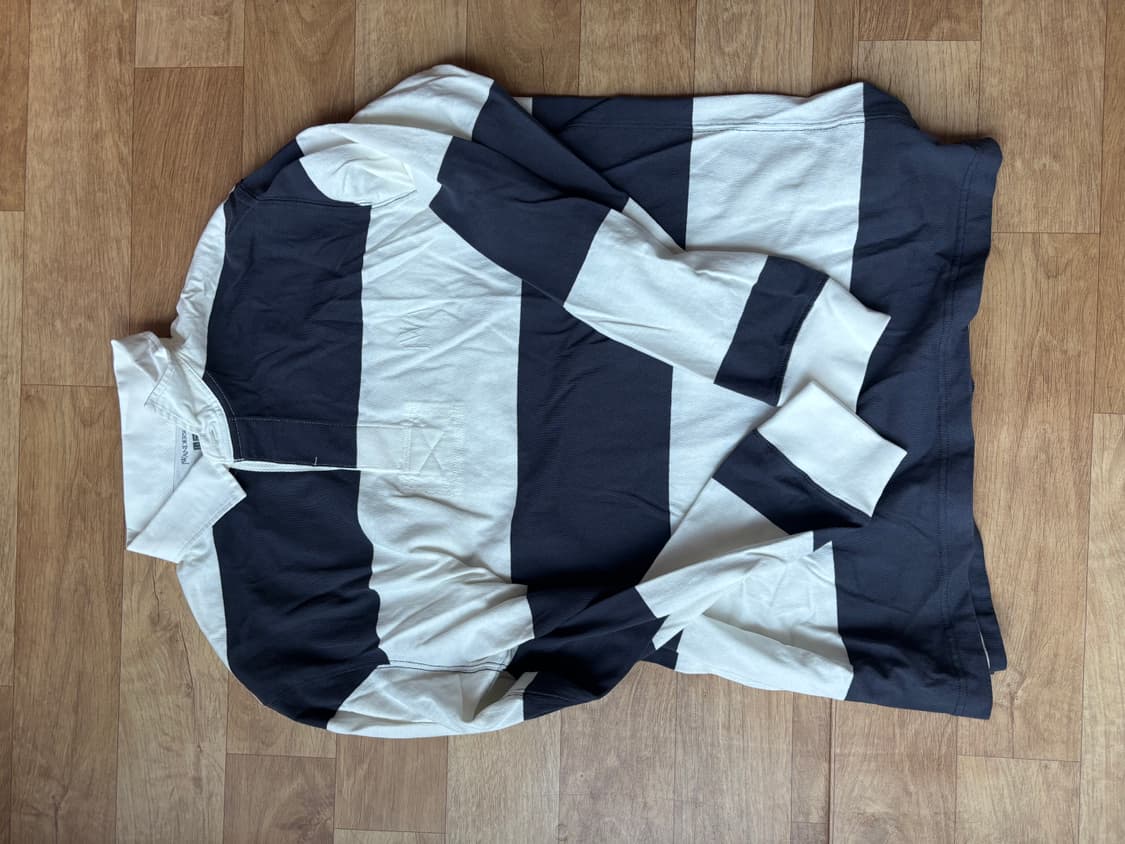 유니클로 x JW  앤더슨 럭비 셔츠 상품이미지2