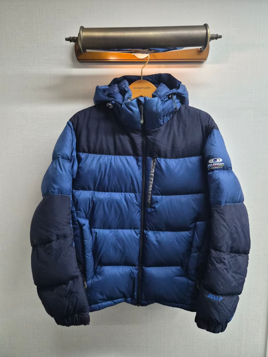 L/100) 살로몬 800fil 익스트림 윈드스탑 패딩 팝니다 상품이미지1