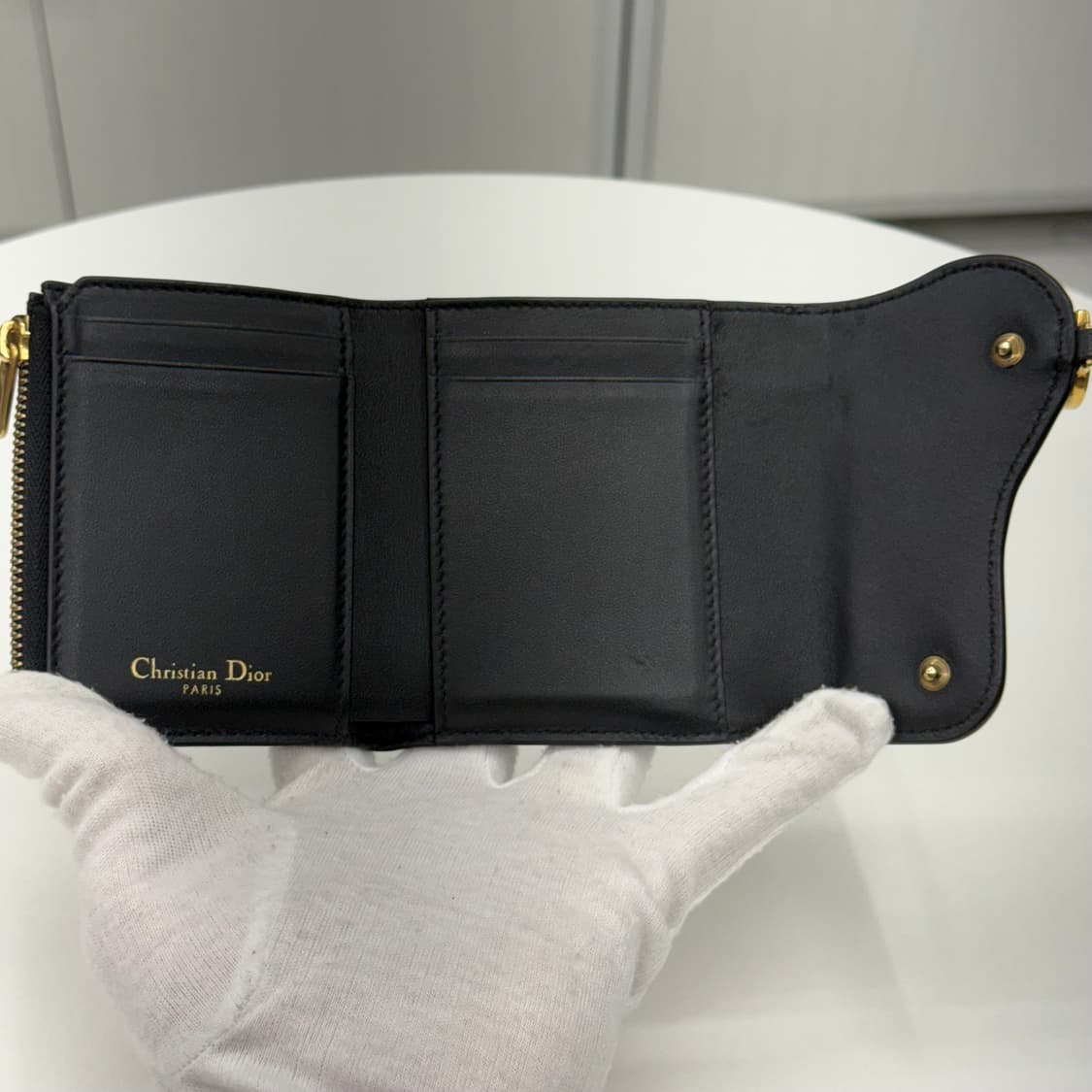[OS] 디올 카프스킨 새들 로투스 반지갑 상품이미지8