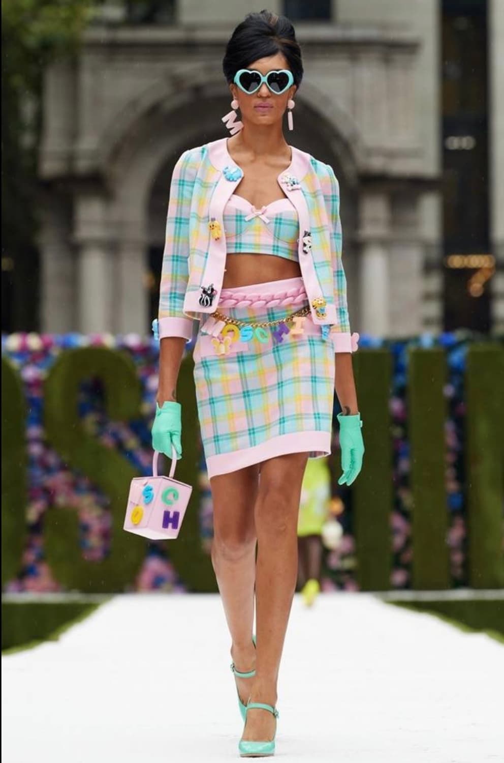 새상품) 모스키노 체크 연핑크 자켓 &치마 상품이미지4