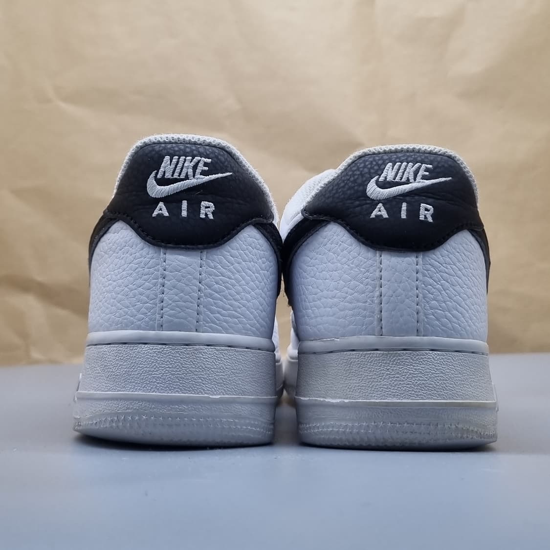 나이키 에어포스1 07 흰검 남성운동화 270 상품이미지4