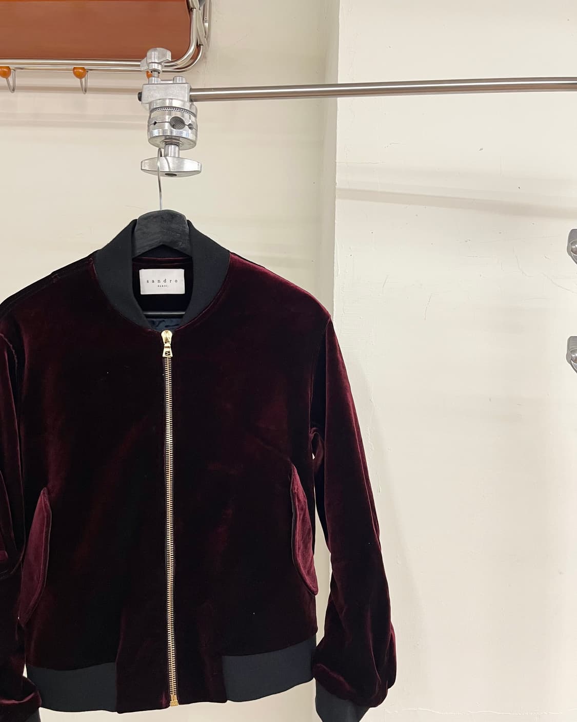 산드로 버건디 벨벳 봄버 자켓 상품이미지4