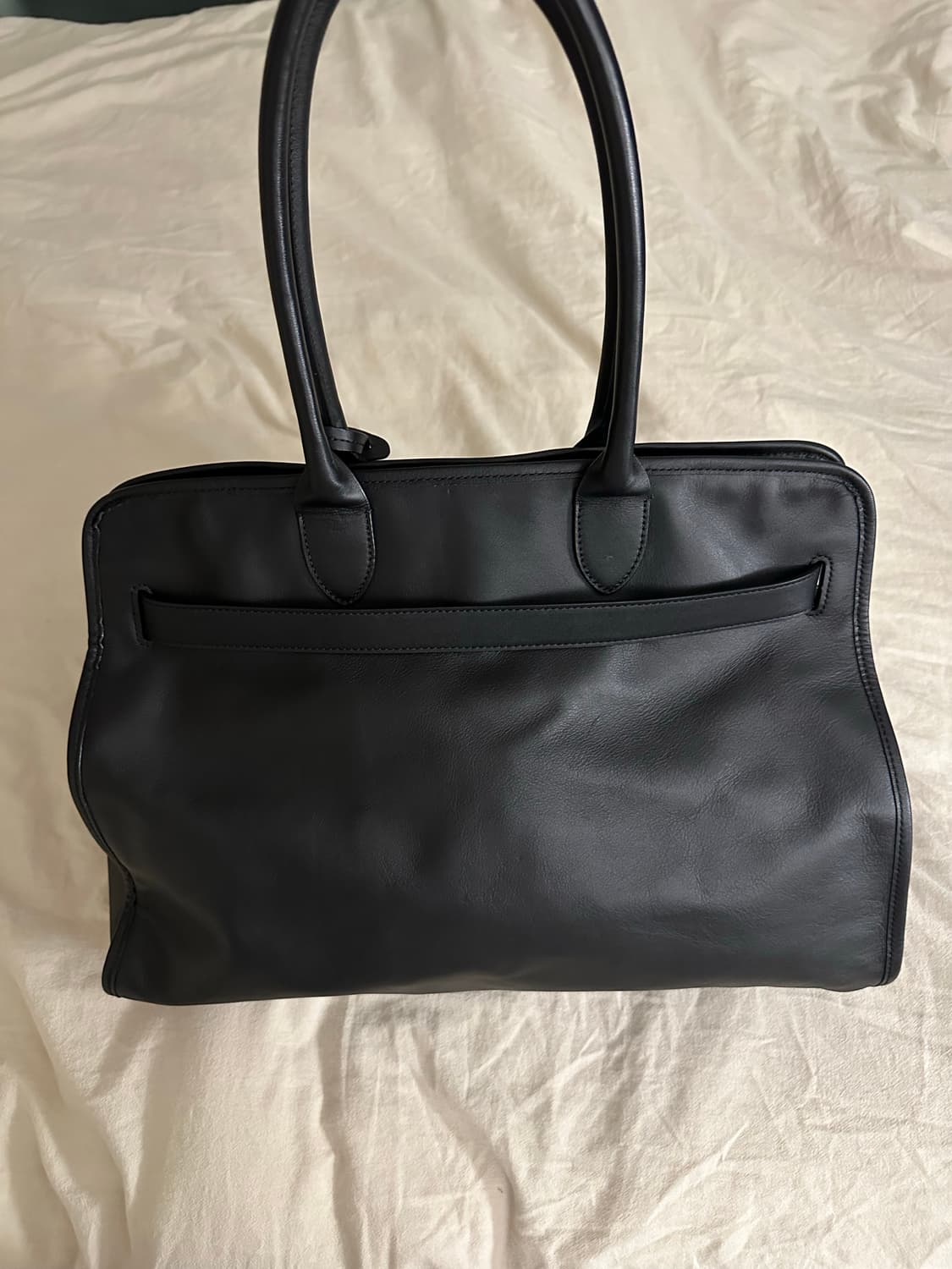 브라운야드 버클백 17 Leather Buckle 17 Bag 블랙 상품이미지2