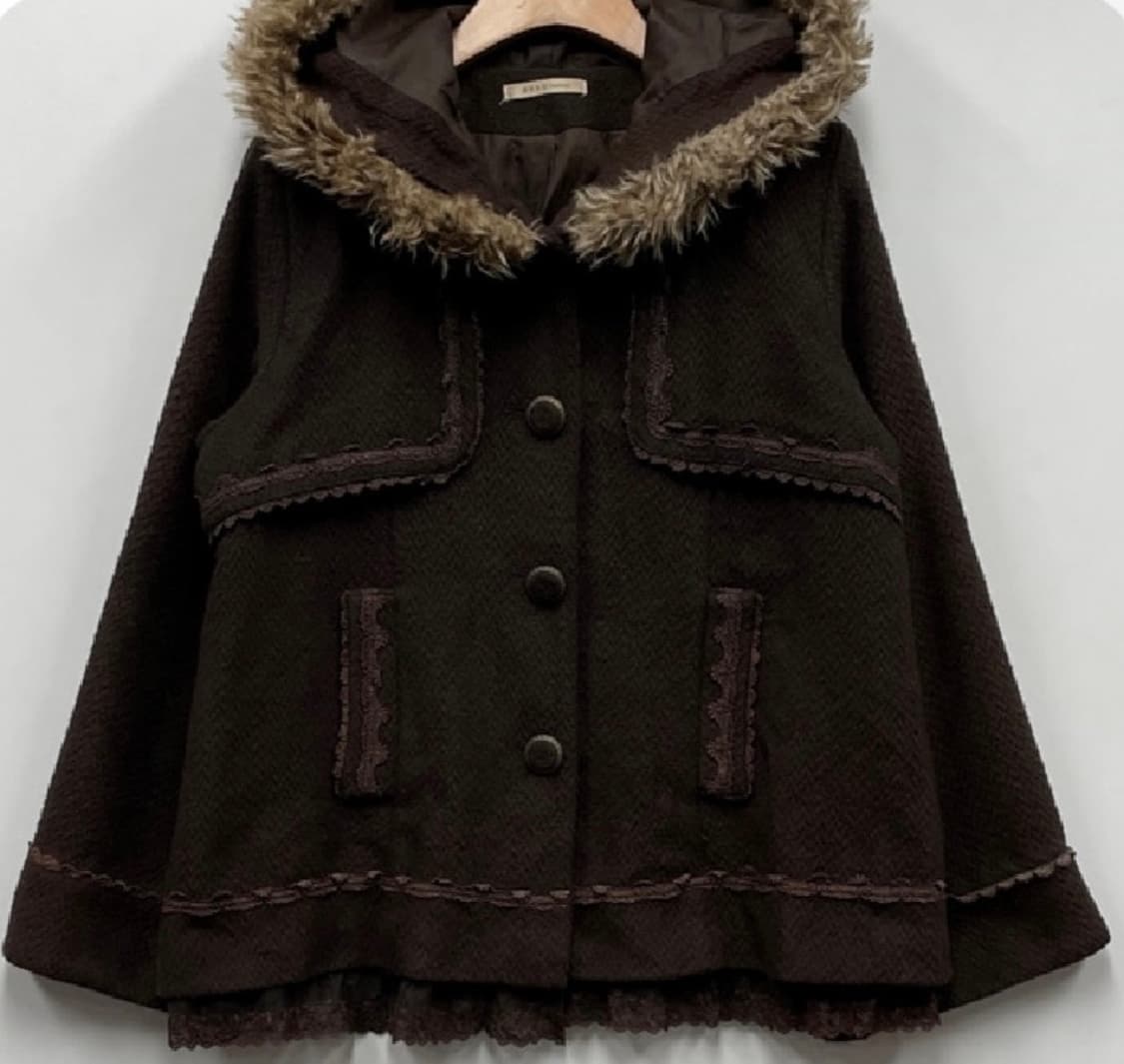 엑시즈팜 브라운 퍼 후드 케이프 코트 상품이미지1