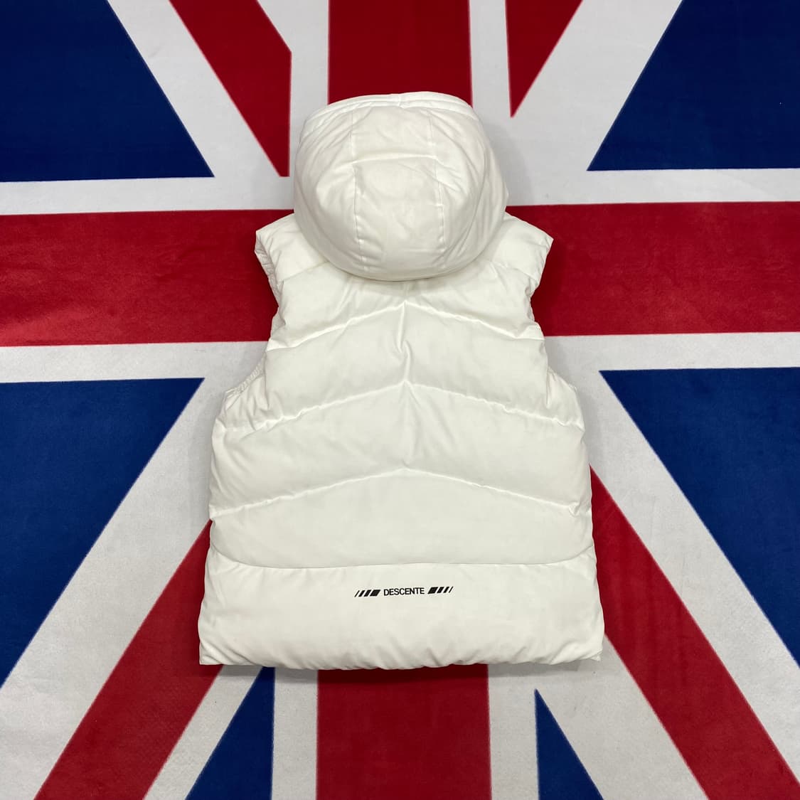 데상트 패딩 조끼 100 상품이미지6