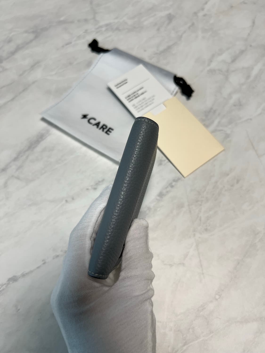 디올 CD 아이콘 버티컬 바이폴드 지갑 상품이미지7