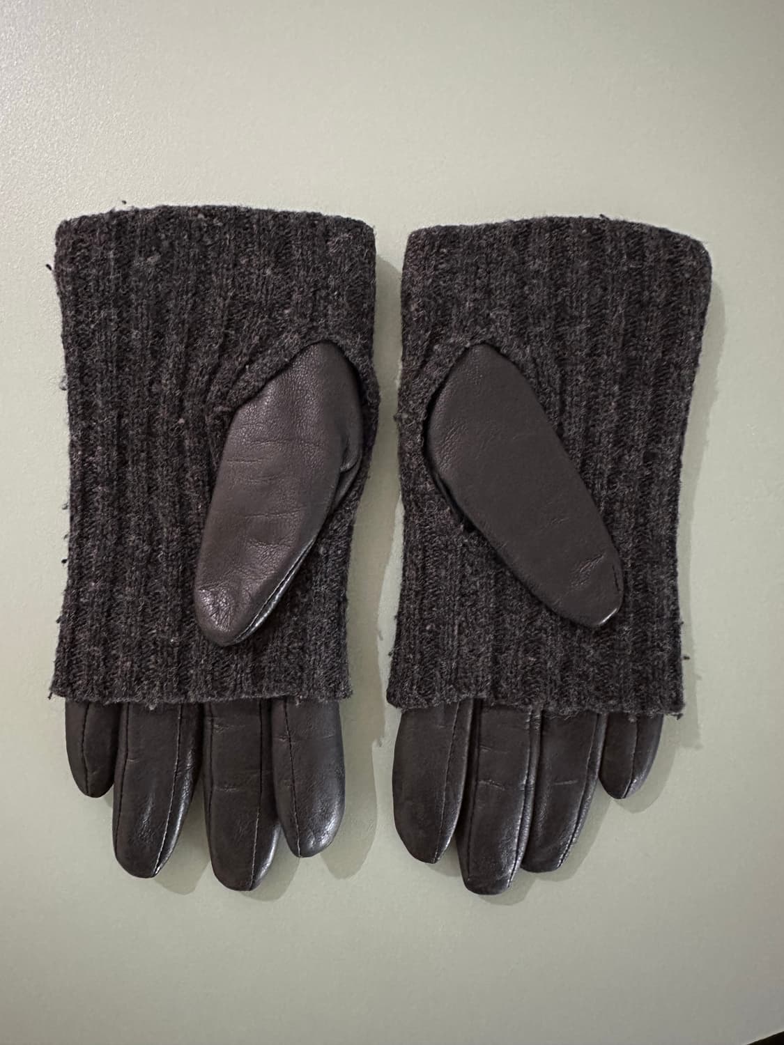 비비안웨스트우드 가죽 니트 장갑 상품이미지2