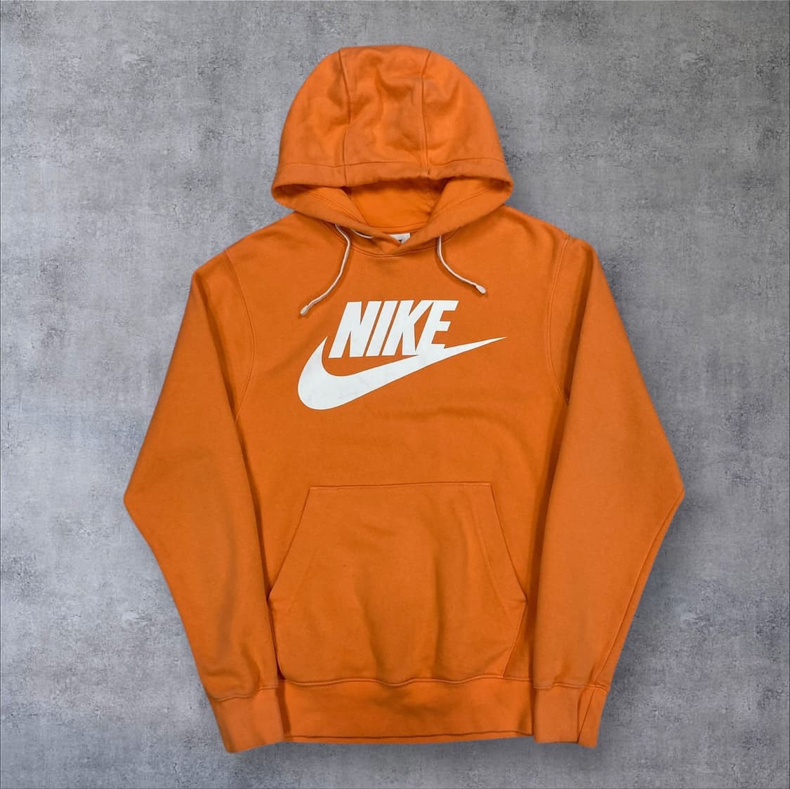 나이키 오렌지 컬러 퓨추라 빅로고 후드티 상품이미지1