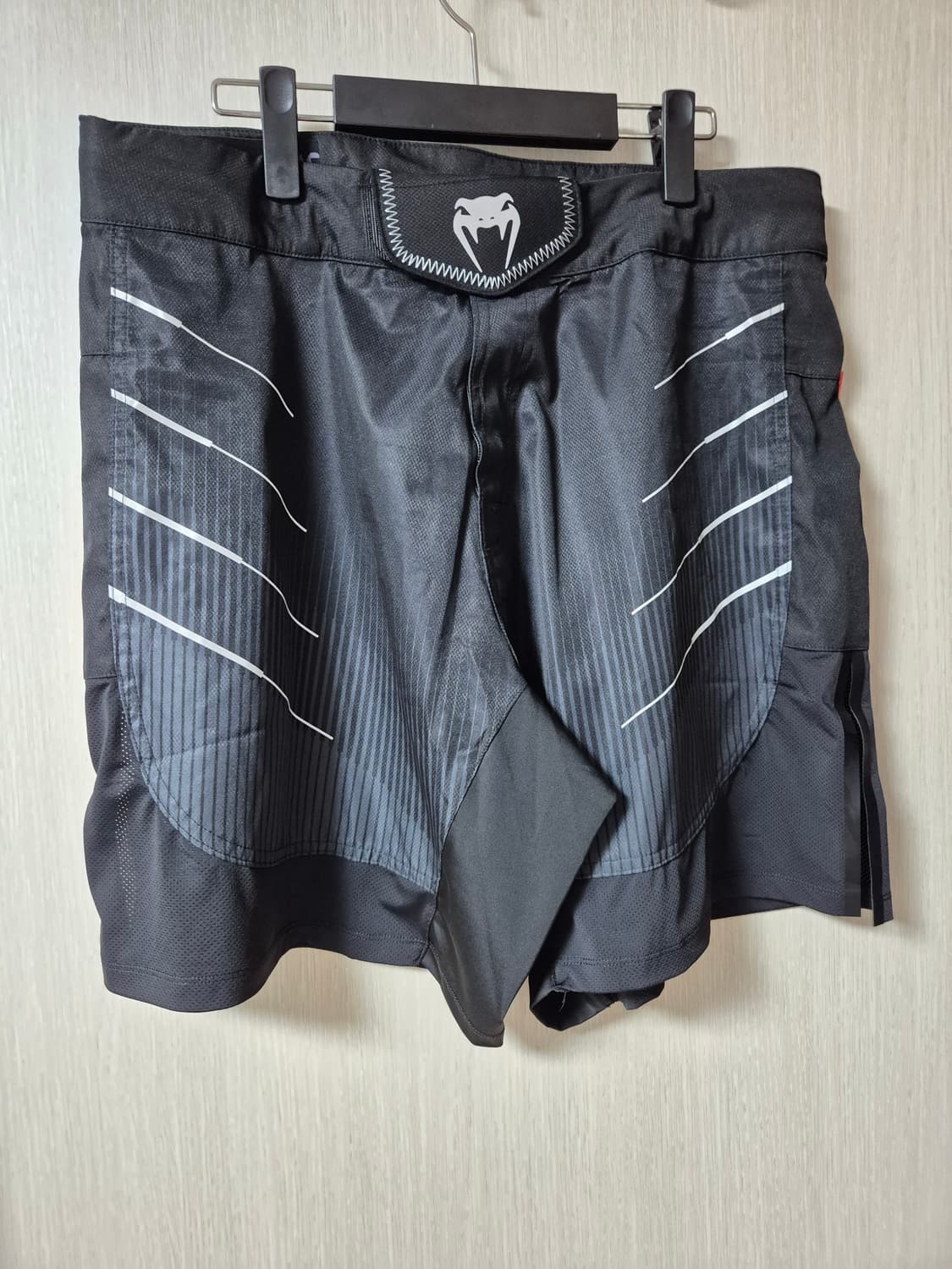 베넘 바이오메카 파이트쇼츠 반바지 UFC  라지 상품이미지2