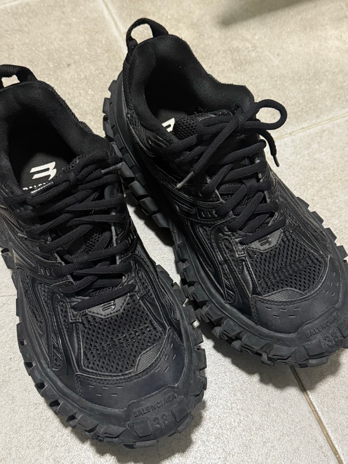 발렌시아가 디펜더 38 블랙 상품이미지7