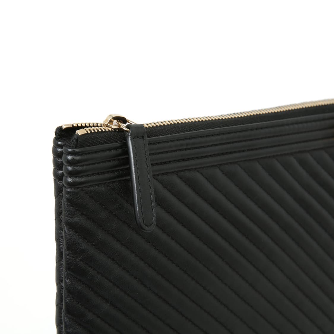 샤넬 클래식 캐비어 보이클러치 라지 쉐브론 블랙 A80570 상품이미지9