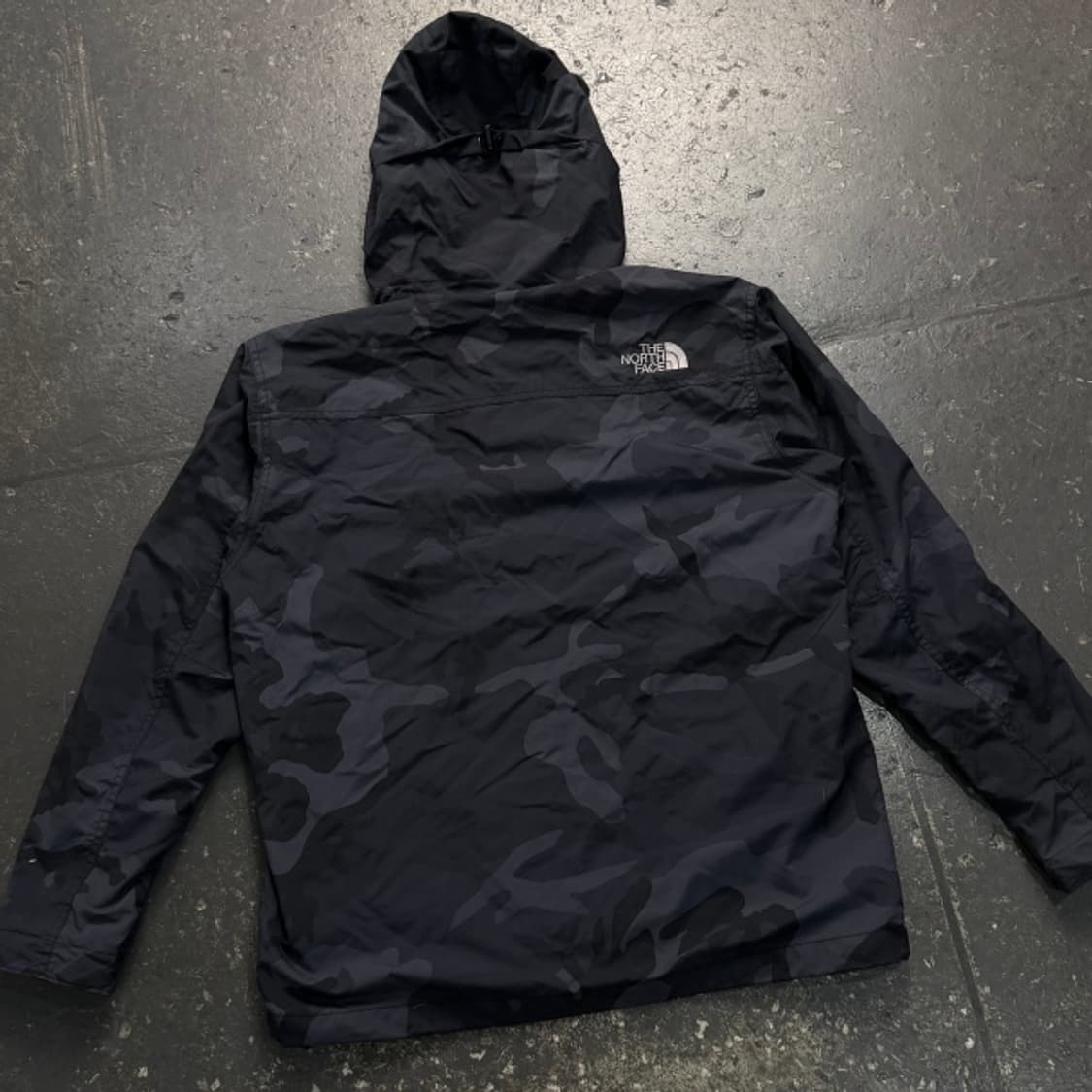 100 노스페이스 카모 바람막이 상품이미지6