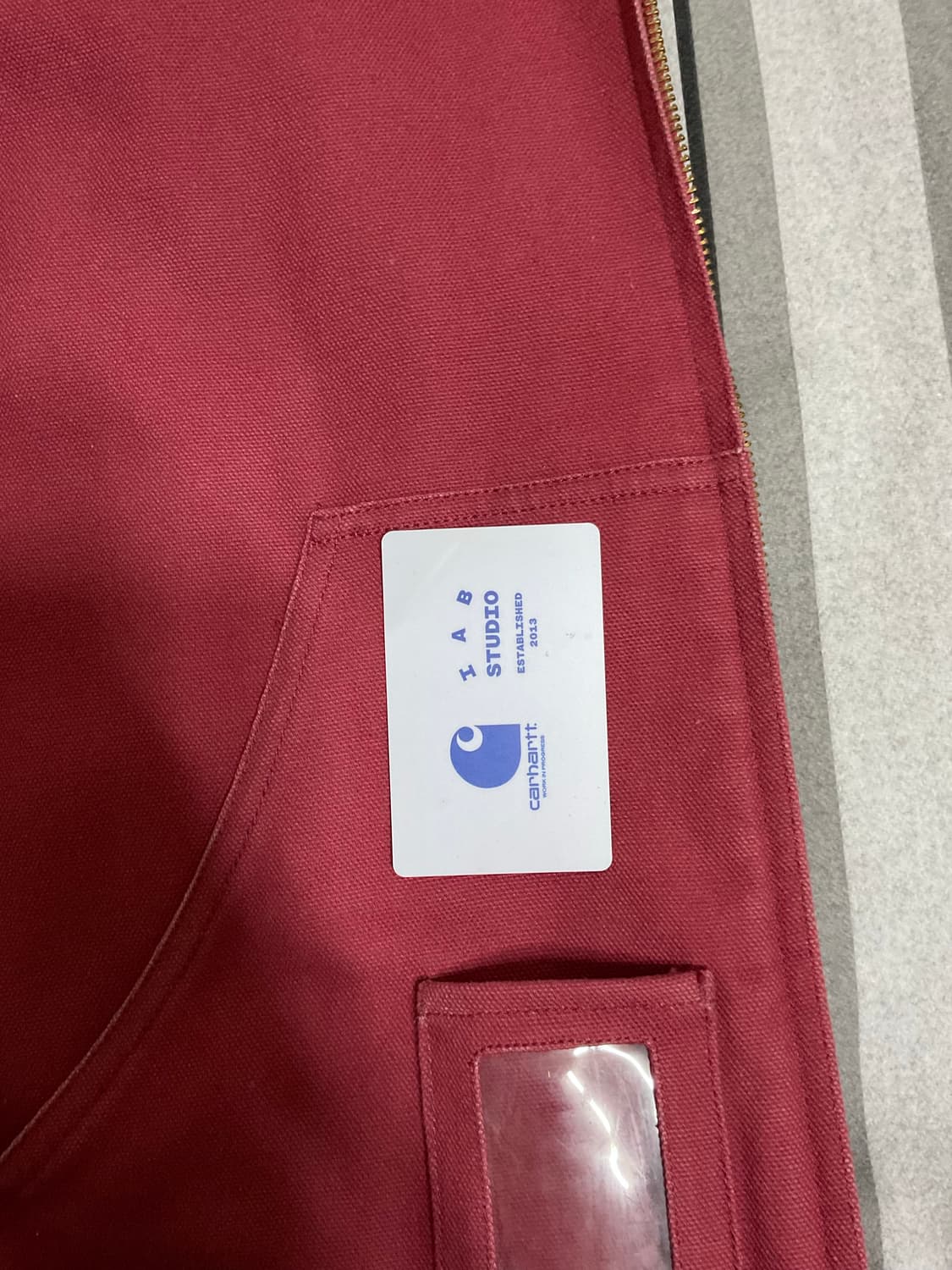 칼하트 x 아이앱 스튜디오 OG 액티브 자켓 레드 S 상품이미지9